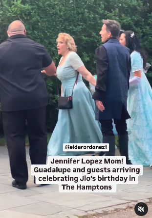 Guadalupe Rodríguez entrando en la fiesta del 55 cumpleaños de Jennifer Lopez, publicado el 23 de julio de 2024 | Fuente: Instagram/elderordonez1