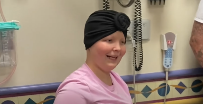Jerilynn Brown en el hospital donde estaba siendo tratada de cáncer, de un reportaje del 4 de julio de 2025 | Fuente: Youtube/FOX4 News Kansas City