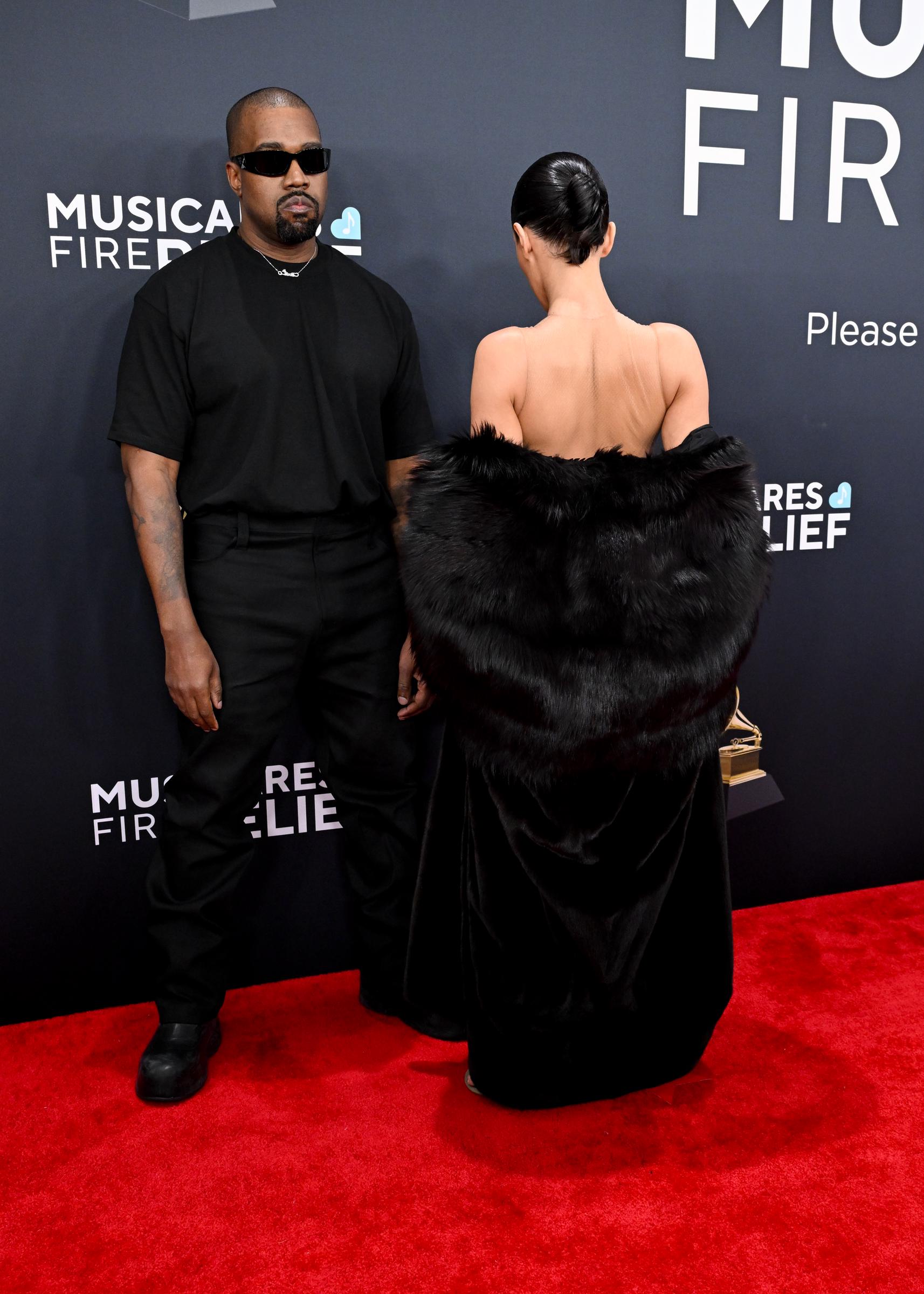 Kanye West y Bianca Censori asisten a la 67ª edición de los Premios GRAMMY en el Crypto.com Arena, el 2 de febrero de 2025 | Fuente: Getty Images