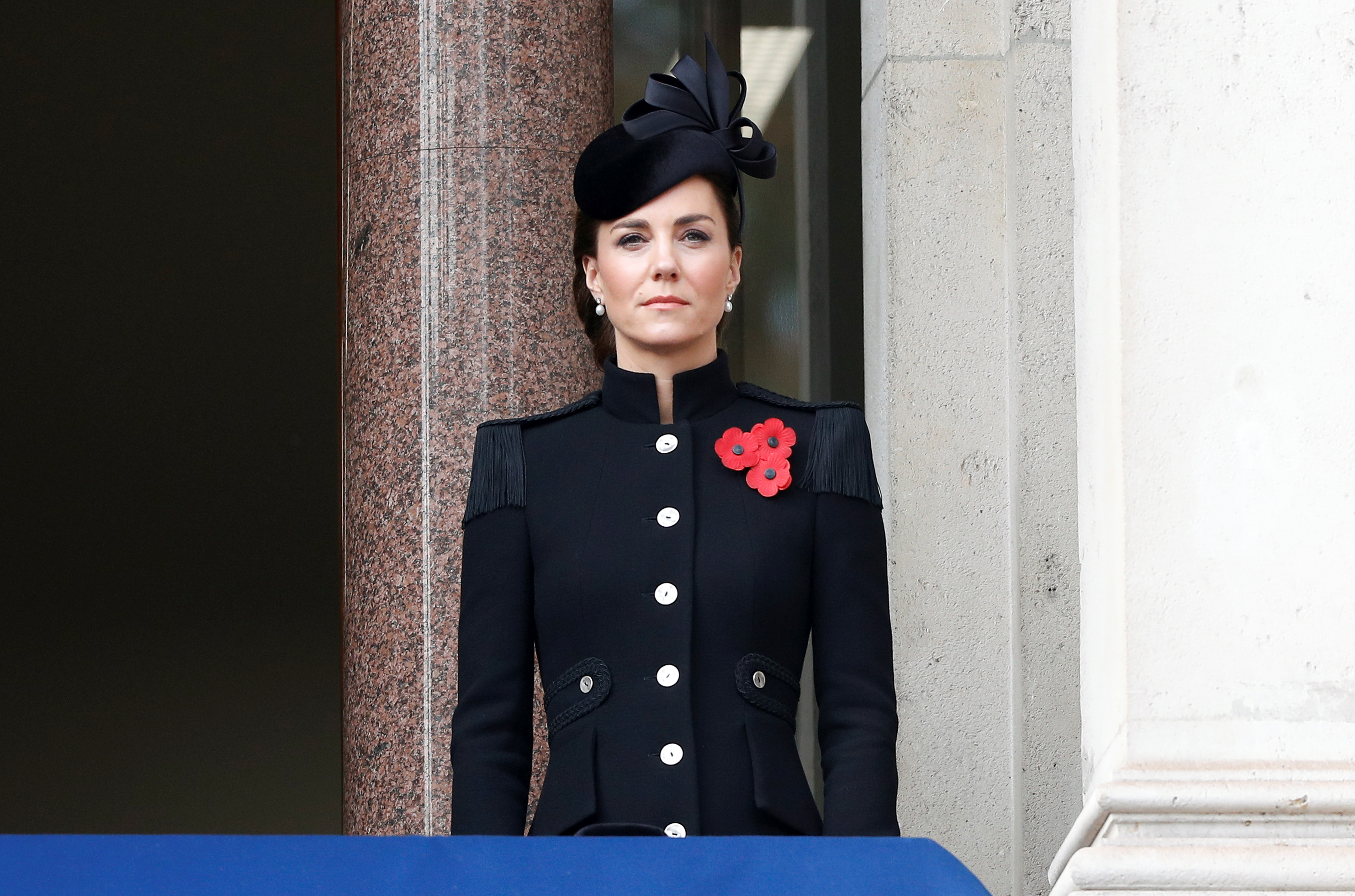 Catherine, duquesa de Cambridge, asiste a un Servicio Nacional de Conmemoración en el Cenotafio de Londres, Inglaterra, el 8 de noviembre de 2020. | Fuente: Getty Images