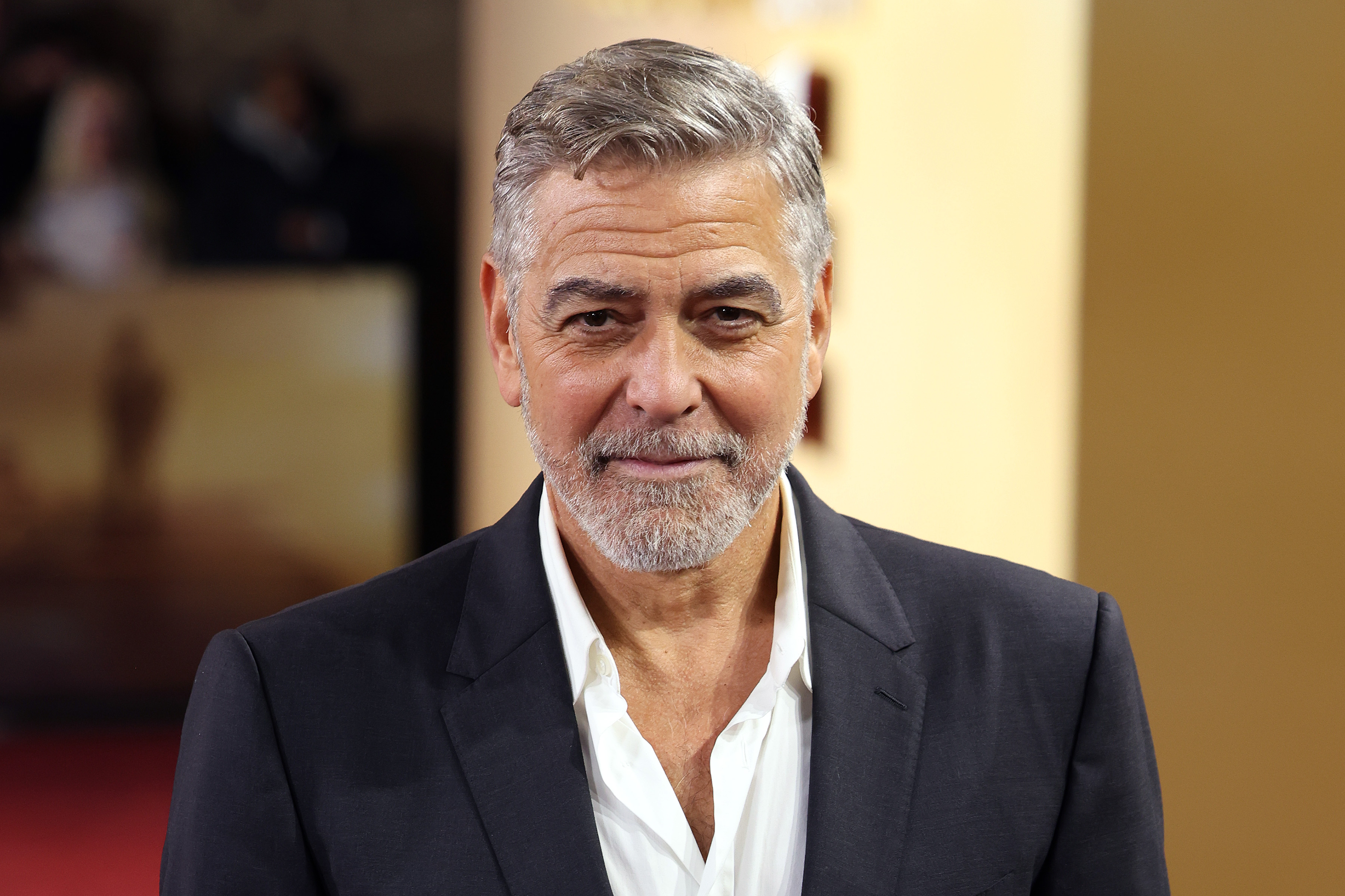George Clooney asiste al estreno en el Reino Unido de "The Boys In The Boat", 2023 | Fuente: Getty Images