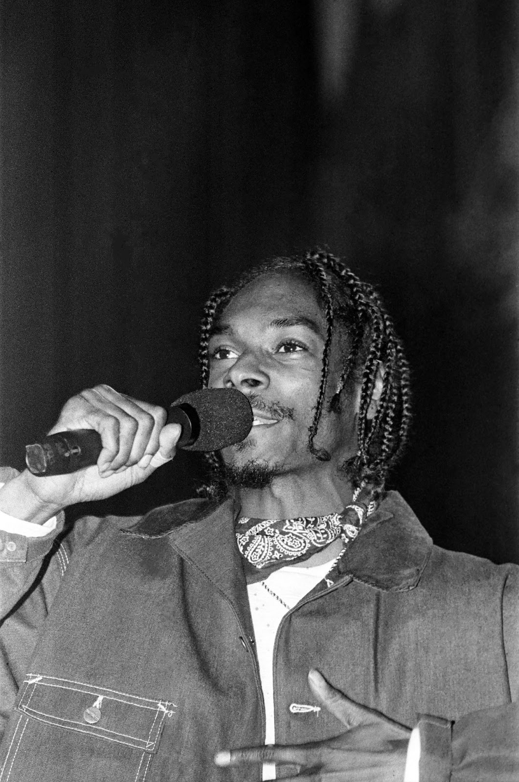 Snoop Dogg actuando en los premios The Source el 3 de agosto de 1995, en Nueva York. | Fuente: Getty Images