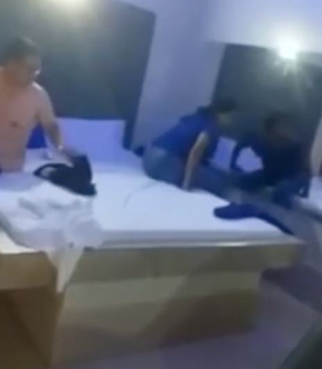 Vídeo viral borroso de una supuesta futura novia sorprendida con otro hombre en un motel | Foto: facebook.com/KarenLaCoqueta