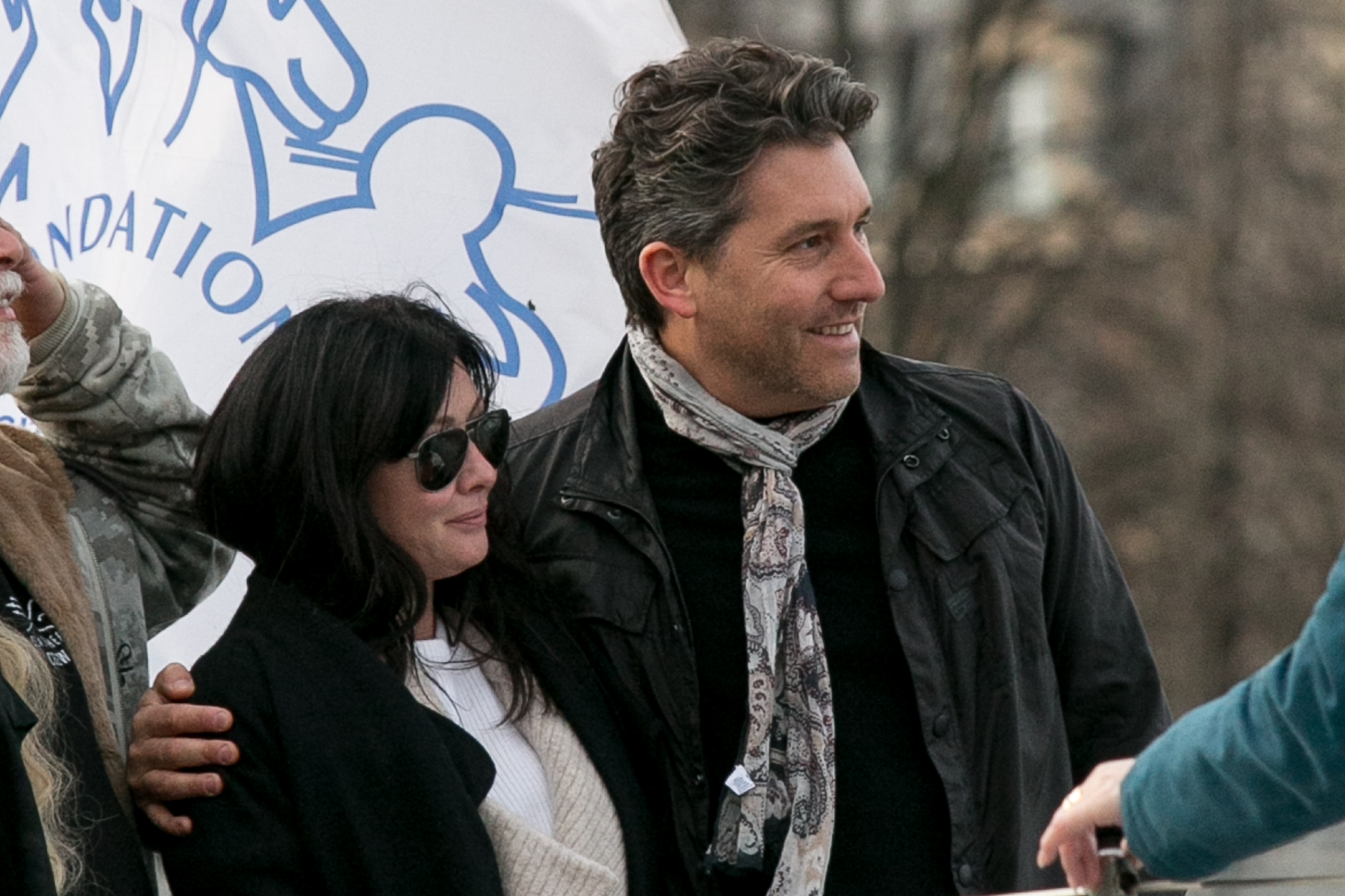 Shannen Doherty y Chris Cortazzo el 23 de febrero de 2015, en París, Francia | Fuente: Getty Images