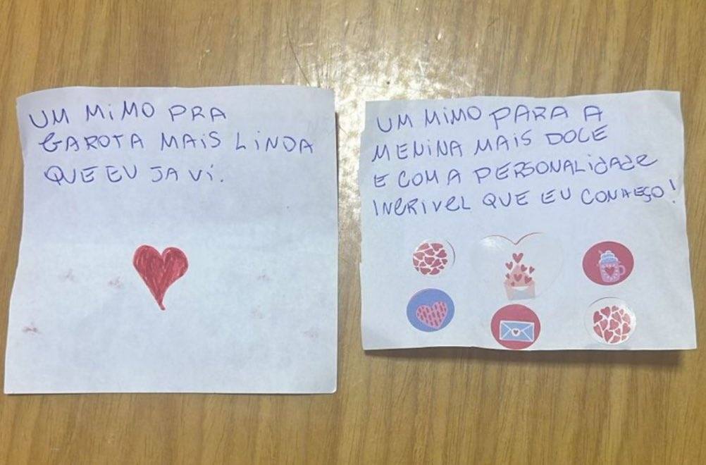 Las cartas del "admirador secreto". | Foto: Facebook.com/Bela.Kissa