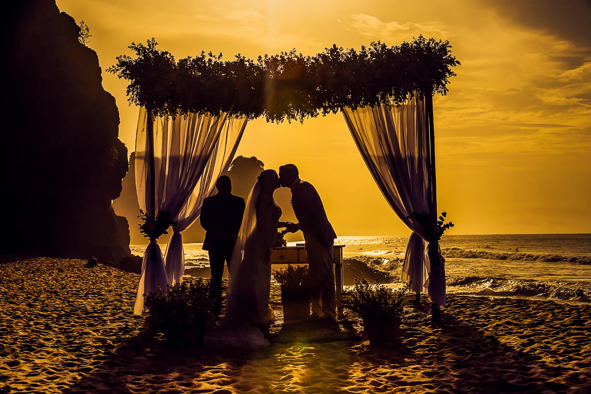 Una impresionante boda en la playa | Fuente: Pexels