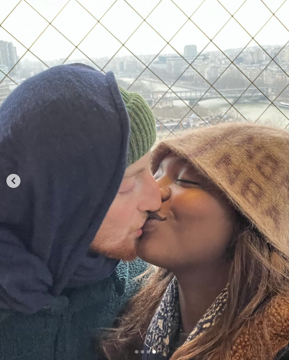 Caleb Freundlich y Kibriyaá Morgan compartiendo un beso, como se ve en la foto compartida el 15 de febrero de 2024 | Fuente: Instagram/kikix12