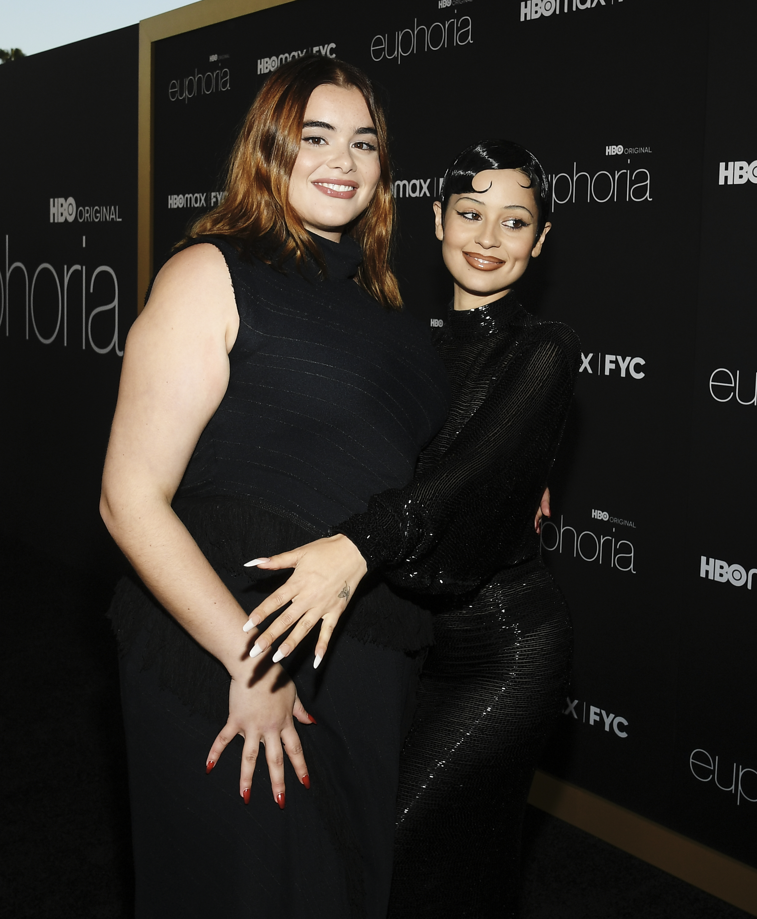 Barbie Ferreira y Alexa Demie el 20 de abril de 2022, en Los Ángeles, California | Fuente: Getty Images