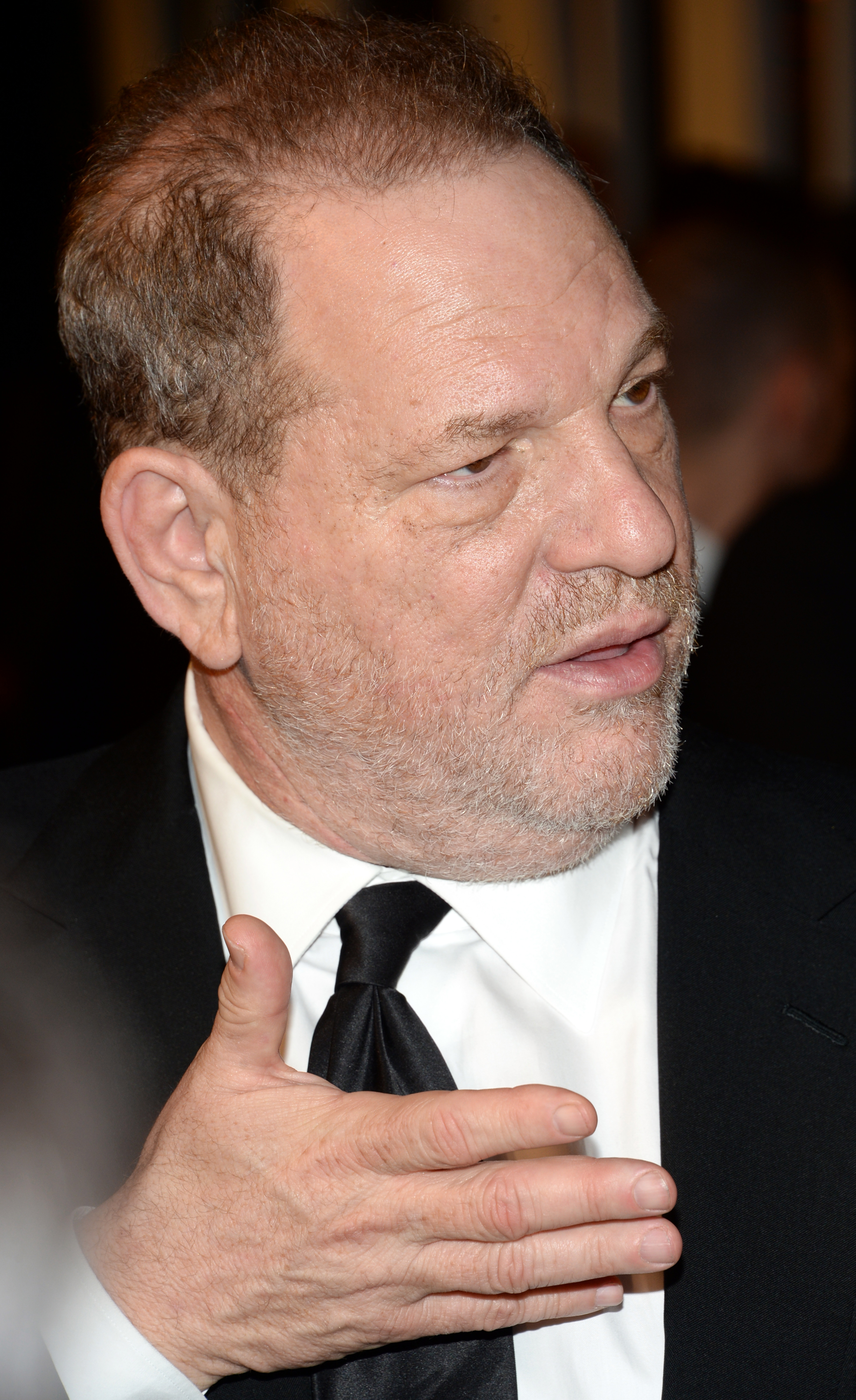 Harvey Weinstein llega a la fiesta Vanity Fair tras la 88ª edición de los Premios de la Academia en el Wallis Annenberg Center for the Performing Arts de Beverly Hills, el 28 de febrero de 2016 | Fuente: Getty Images