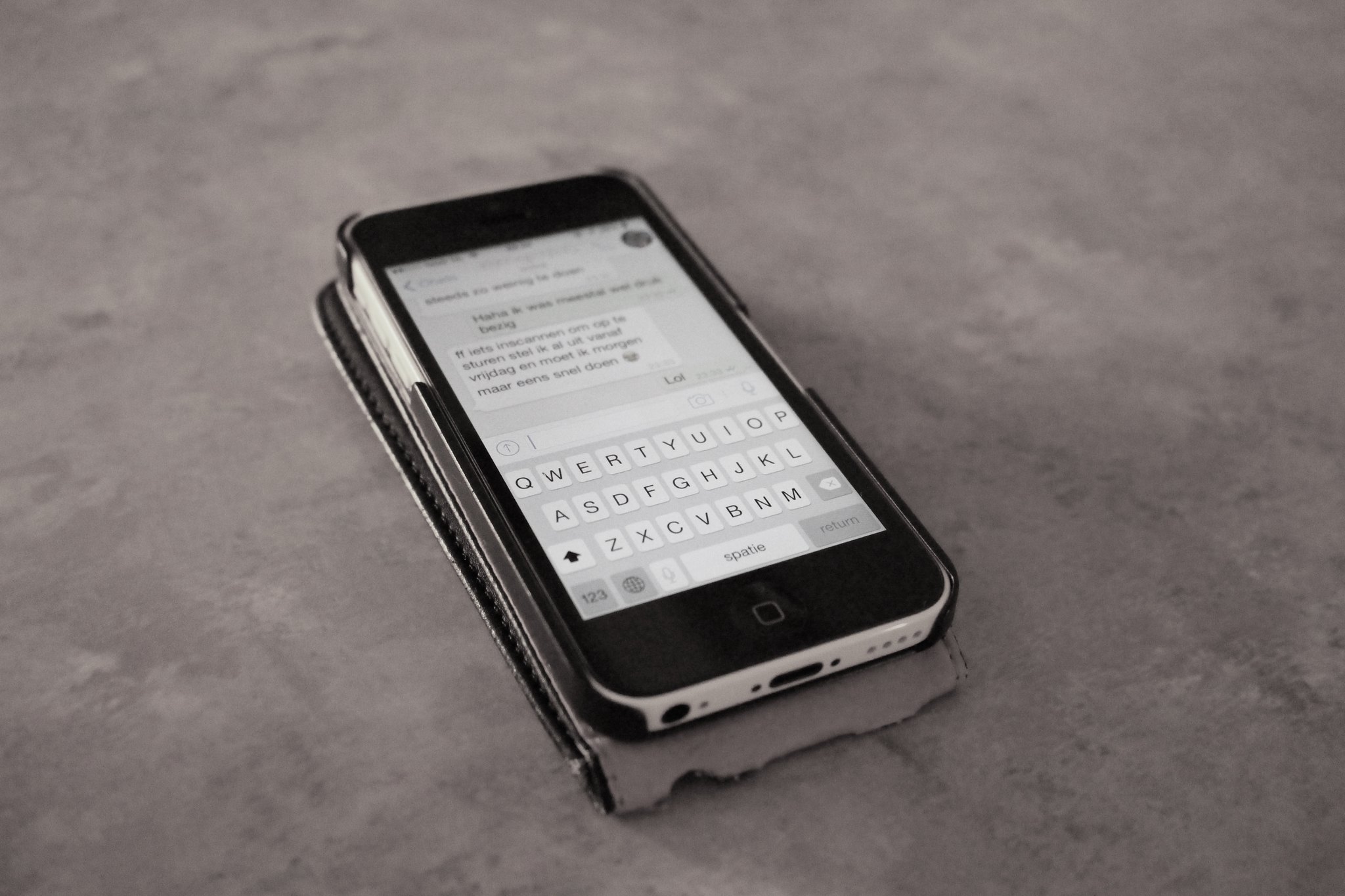 Mensajes de texto en un smartphone | Fuente: Flickr