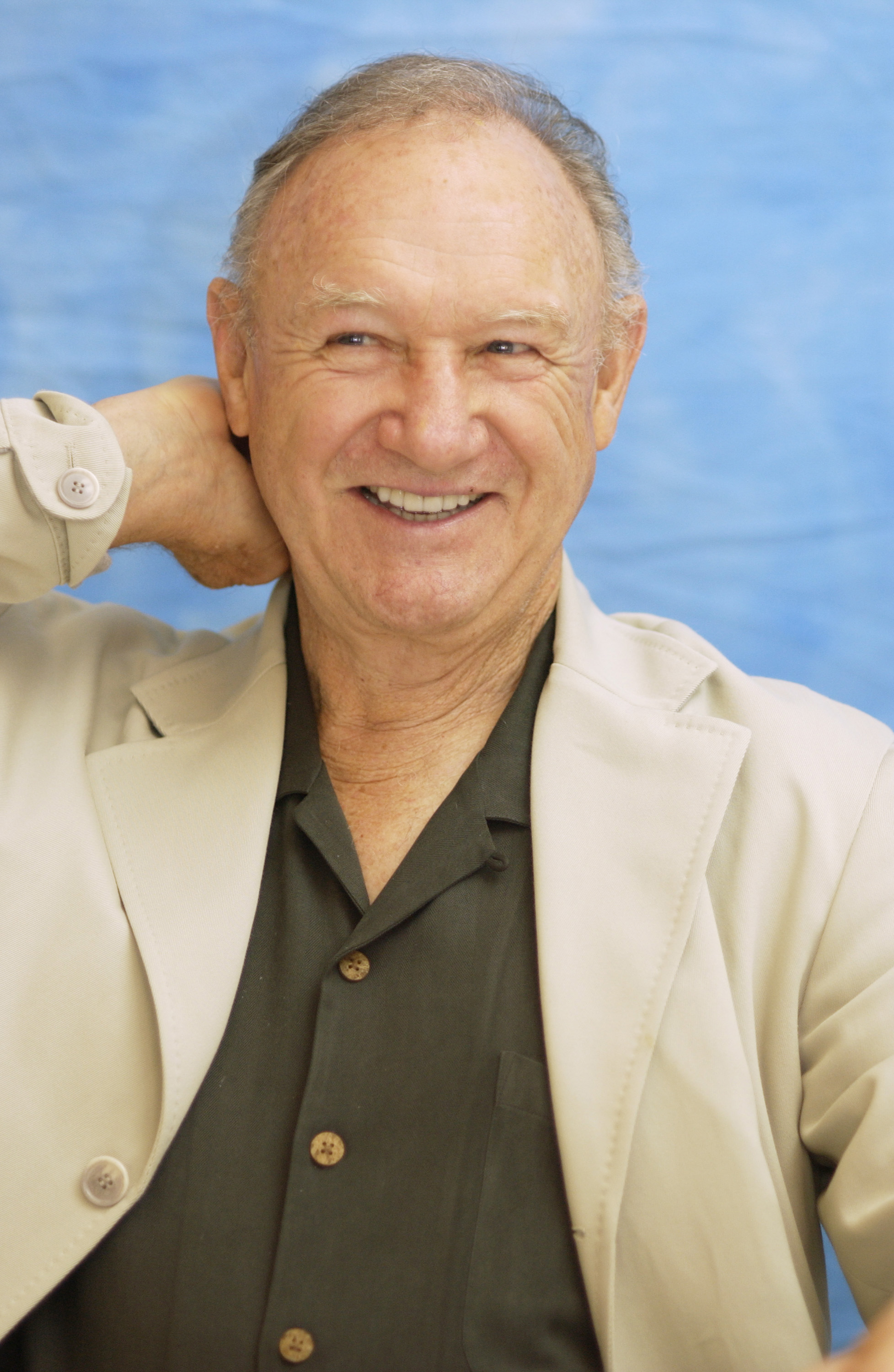 Gene Hackman en la conferencia de prensa sobre el jurado rebelde en Nueva Orleans, Luisiana, el 19 de septiembre de 2003. | Fuente: Getty Images