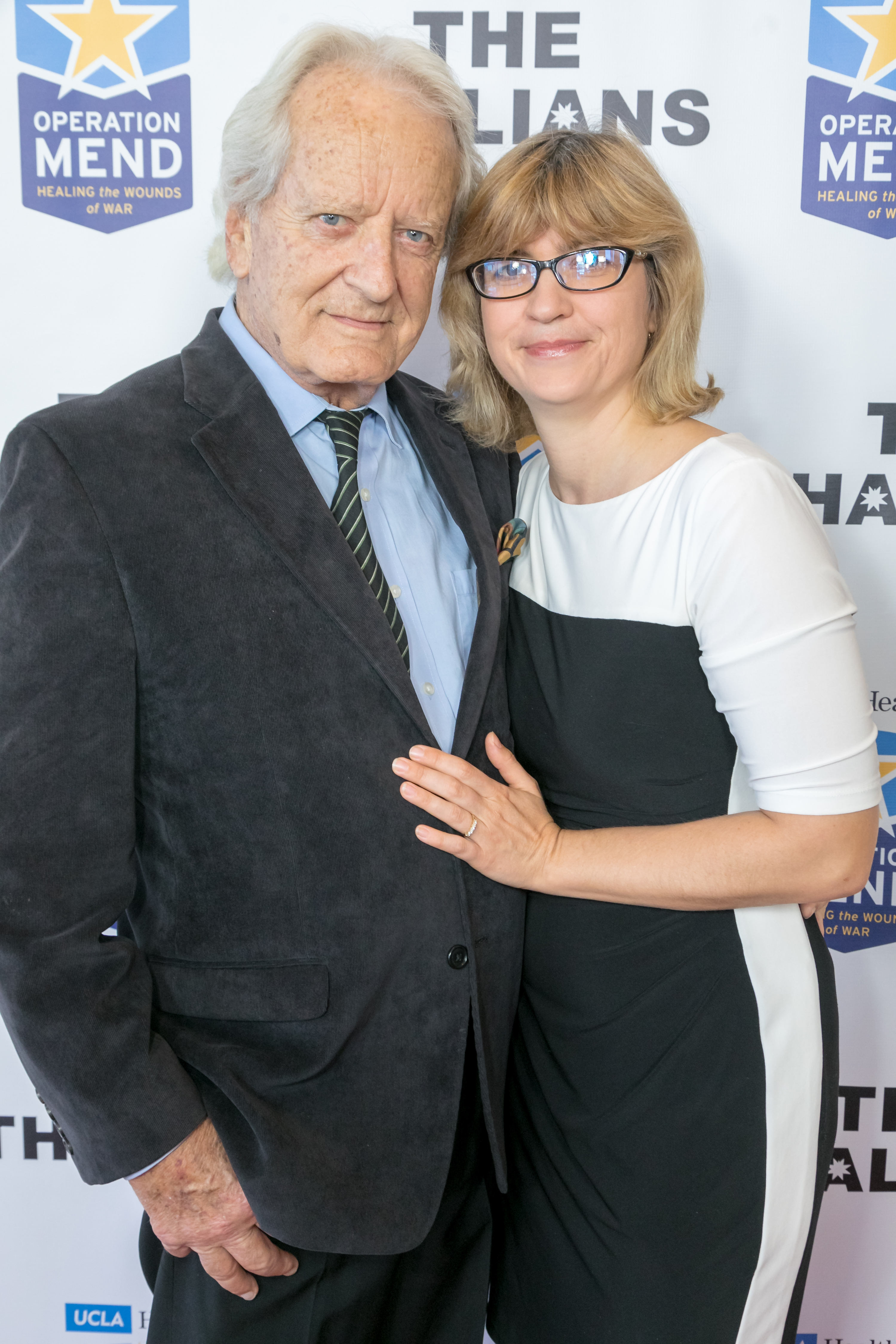 Nicolas Coster y Elena Borodulina Coster asisten a la fiesta The Thalians: Hollywood for Mental Health Presidents Club Party en Los Ángeles, California, el 18 de febrero de 2018. | Fuente: Getty Images