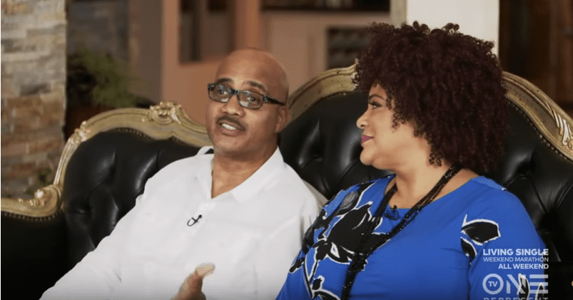 Years later, Henton and one of his co-star came back to share how the iconic series "Living Single" had impacted their lives | Photo: YouTube/TV One