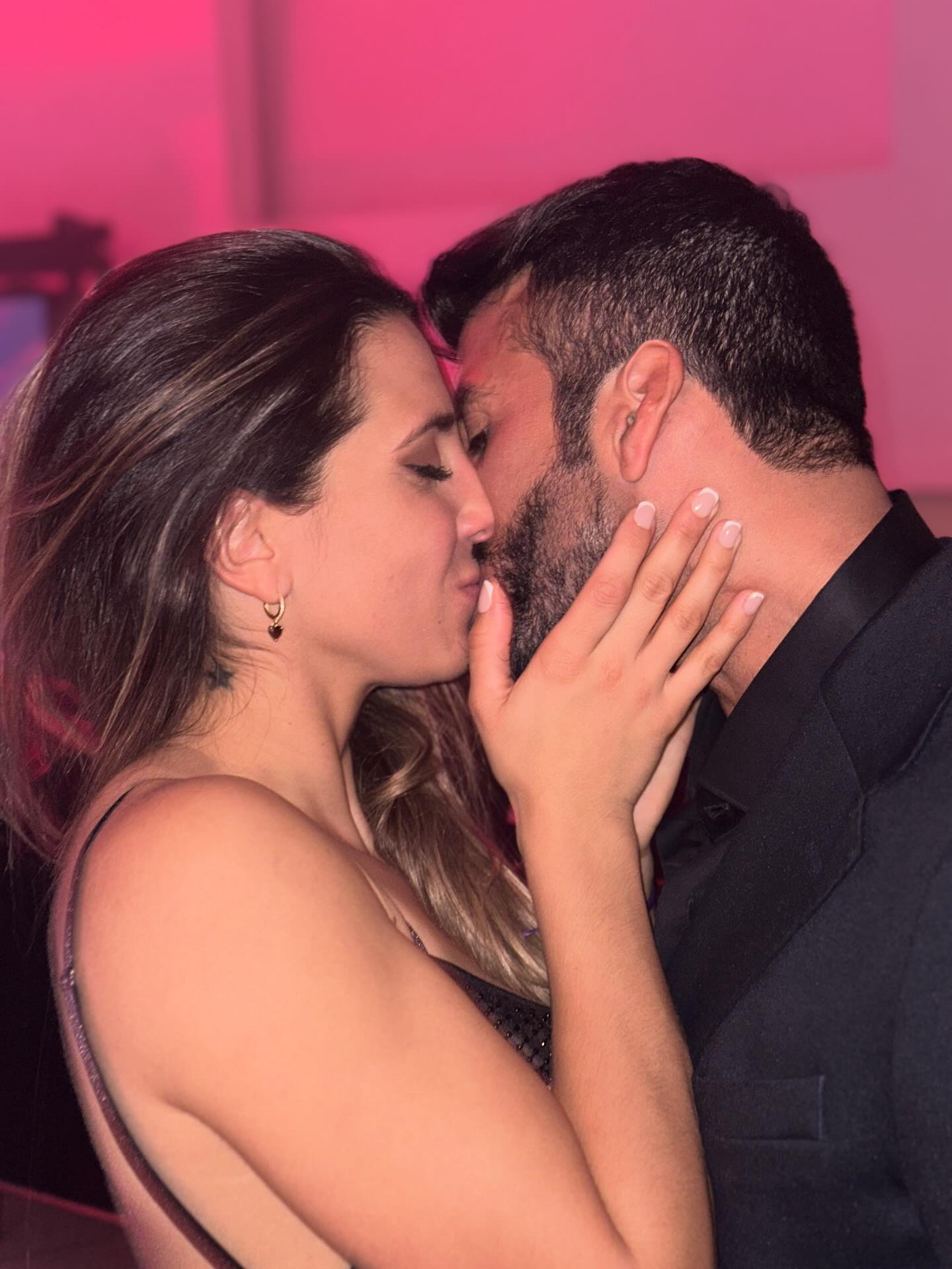 Cinthia Fernández compartiendo junto a su novio Roberto Castillo | Fuente: Instagram/cinthia_fernandez_