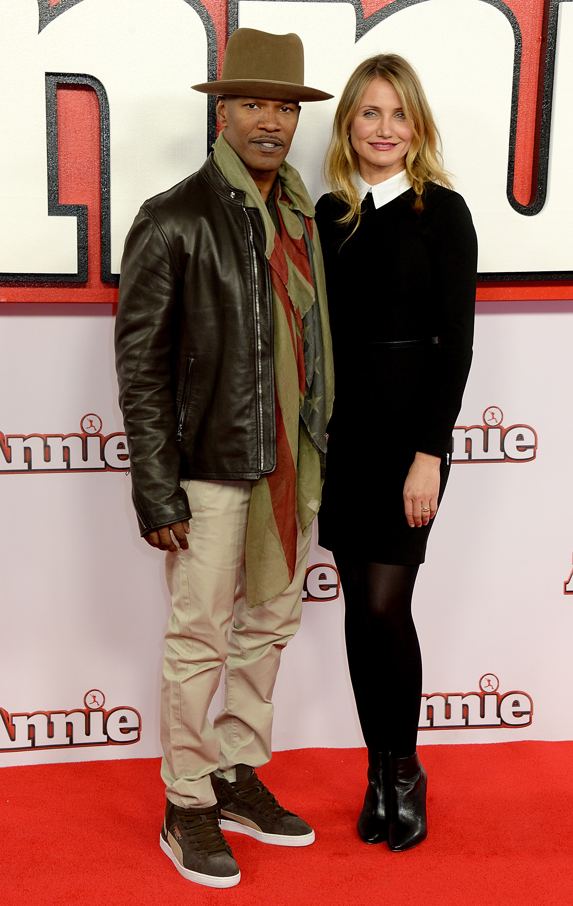 Jamie Foxx y Cameron Diaz asisten a un photocall para "Annie" en el Corinthia Hotel London el 16 de diciembre de 2014 en Londres, Inglaterra | Foto: Getty Images