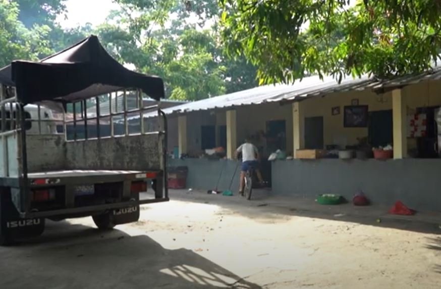 La casa de Raquel Barrera en El Salvador. | Foto: Youtube/AFP Español