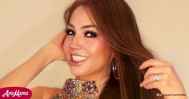 Thalía sin brasier en vestido de transparencias y fans preguntan por su 'fuente de eterna juventud'