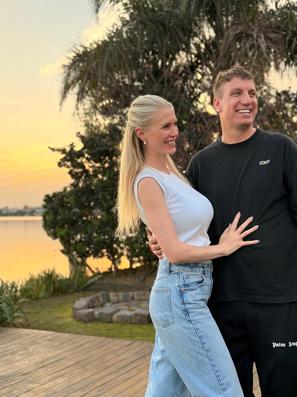 Daniela Christiansson mostró fotografías familiares junto a Maxi López compartiendo en el jardín de su casa | Fuente: Instagram/danielachristiansson