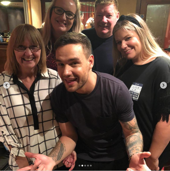 Liam Payne compartiendo un emotivo momento con su familia publicado el 11 de diciembre de 2019 | Fuente: Instagram.com/np2788