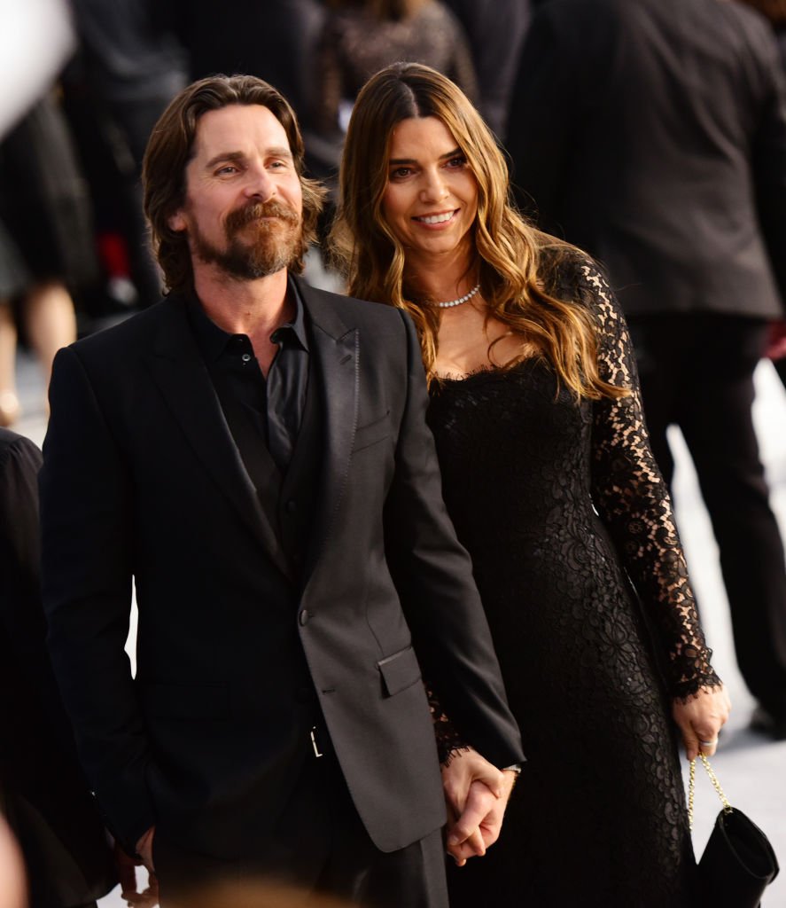 Christian Bale y Sandra Blažić asisten a la 26ª edición de los premios anuales del Screen Actors Guild el 19 de enero de 2020.| Foto: Getty Images 