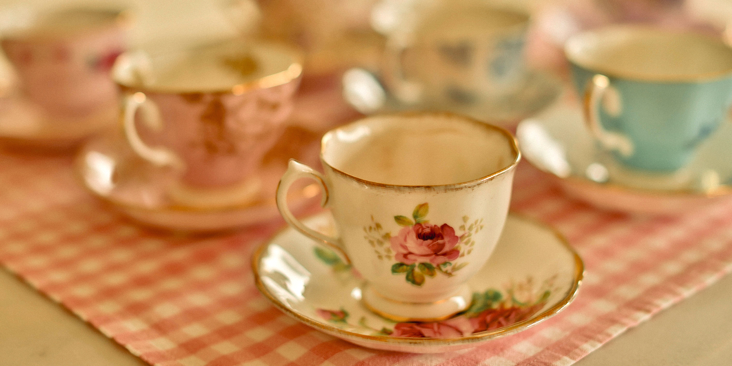 Un juego de té vintage | Fuente: Shutterstock
