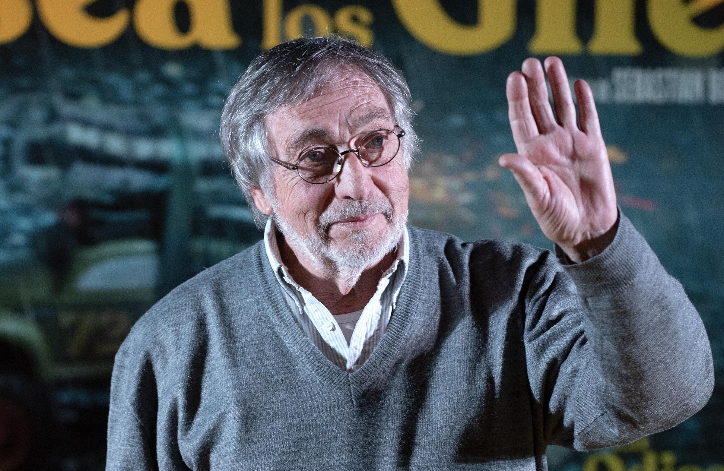 Luis Brandoni asiste a una conferencia de prensa de "La Odisea de los Giles" en El Cubo el 30 de julio de 2019 en Buenos Aires, Argentina. | Fuente: Getty Images