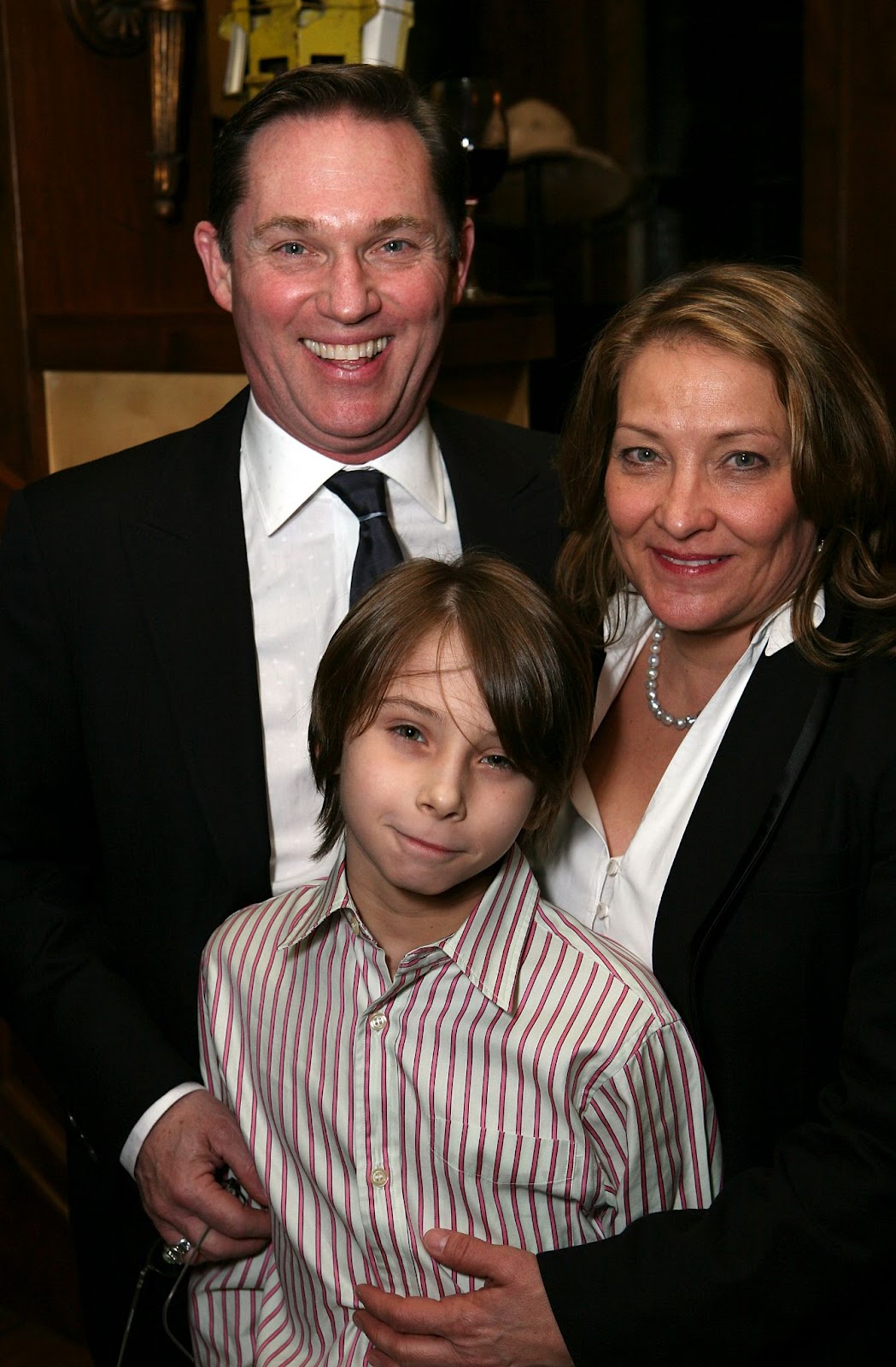 Richard y Montana Thomas con Georgiana Bischoff durante la fiesta del estreno de "Twelve Angry Men" el 29 de marzo de 2007, en Los Ángeles, California | Fuente: Getty Images