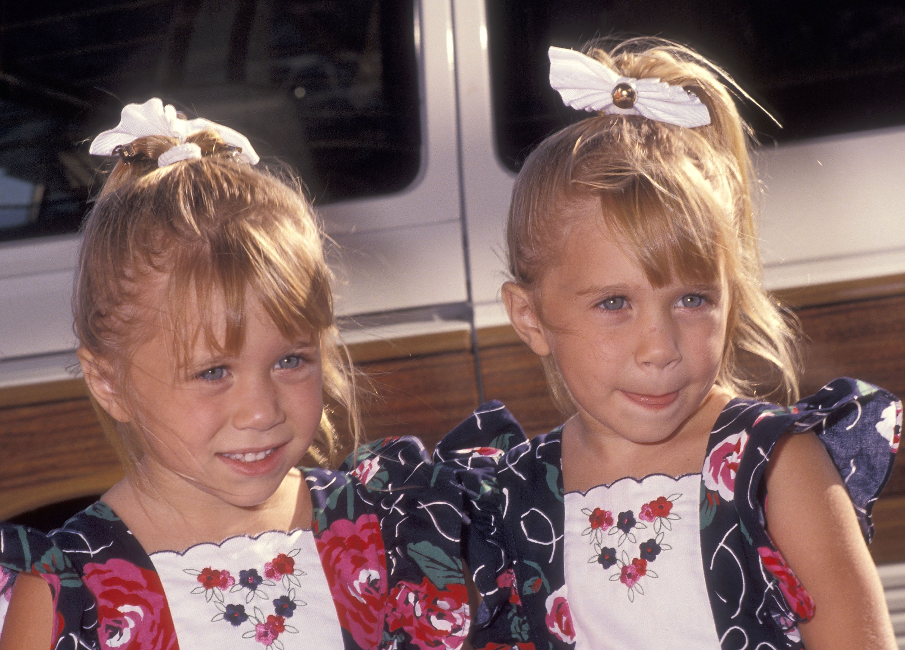 Mary-Kate y Ashley Olsen en el ABC Fall TCA Press Tour el 21 de julio de 1991, en Universal City, California | Fuente: Getty Images