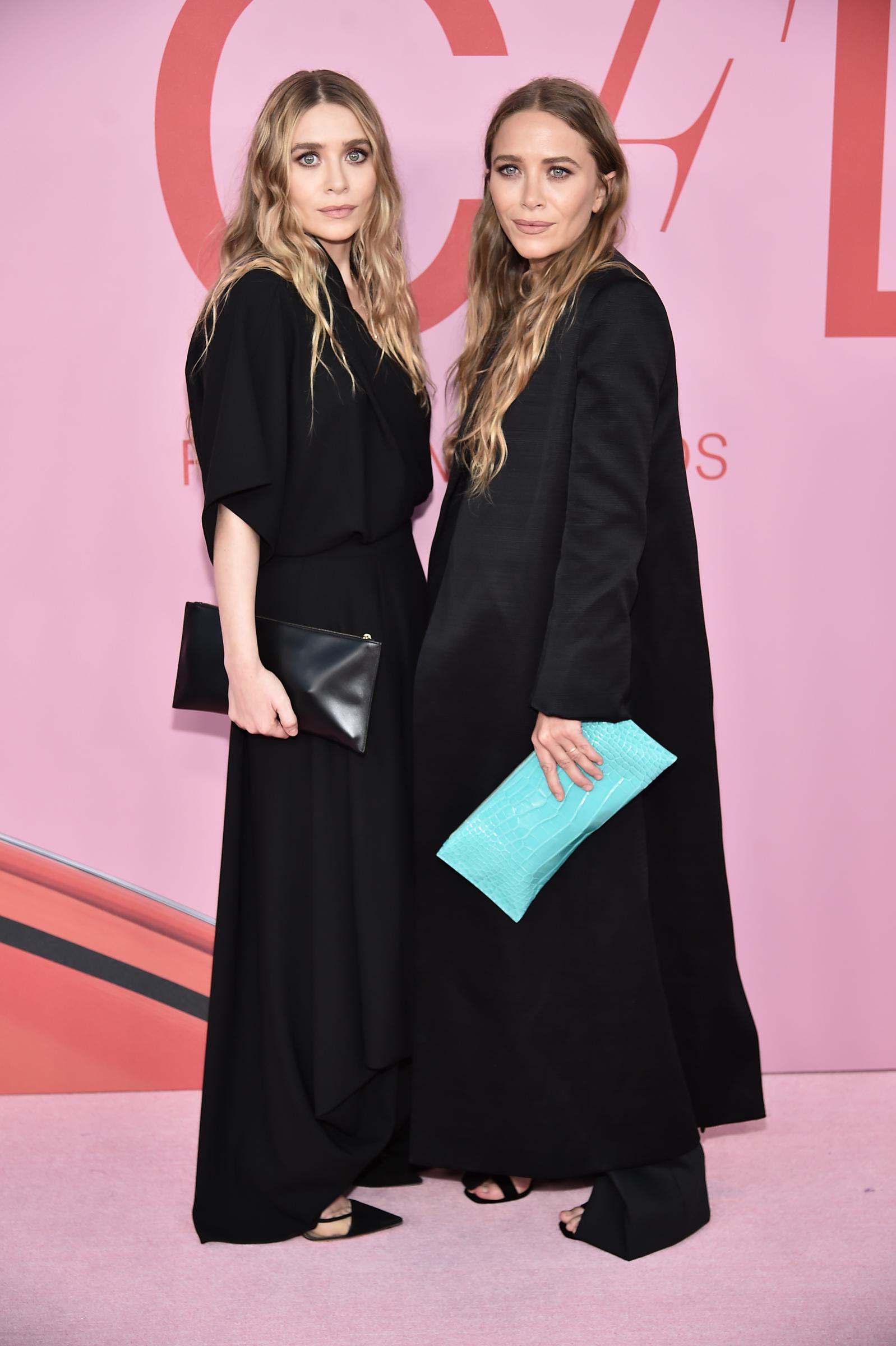 Ashley y Mary-Kate Olsen en los CFDA Fashion Awards en Nueva York el 3 de junio de 2019 | Fuente: Getty Images