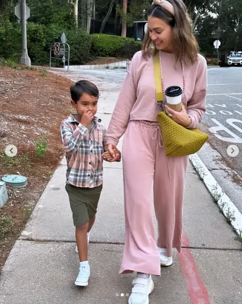Jessica Alba con su hijo Hayes. | Fuente: Instagram/jessicaalba
