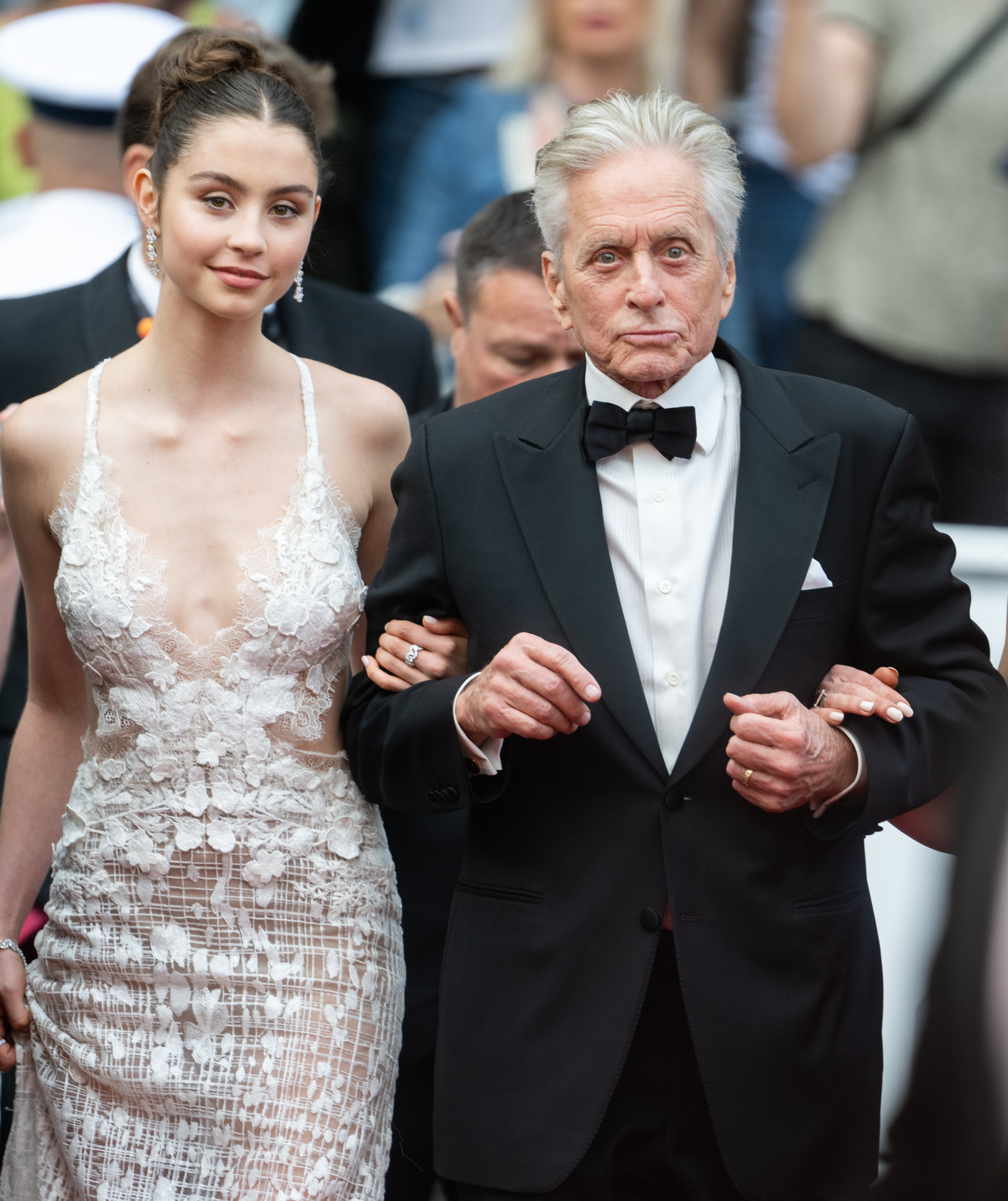 Michael Douglas y su hija Carys en la 76ª edición del festival de cine de Cannes el 16 de mayo de 2023 | Foto: Getty Images