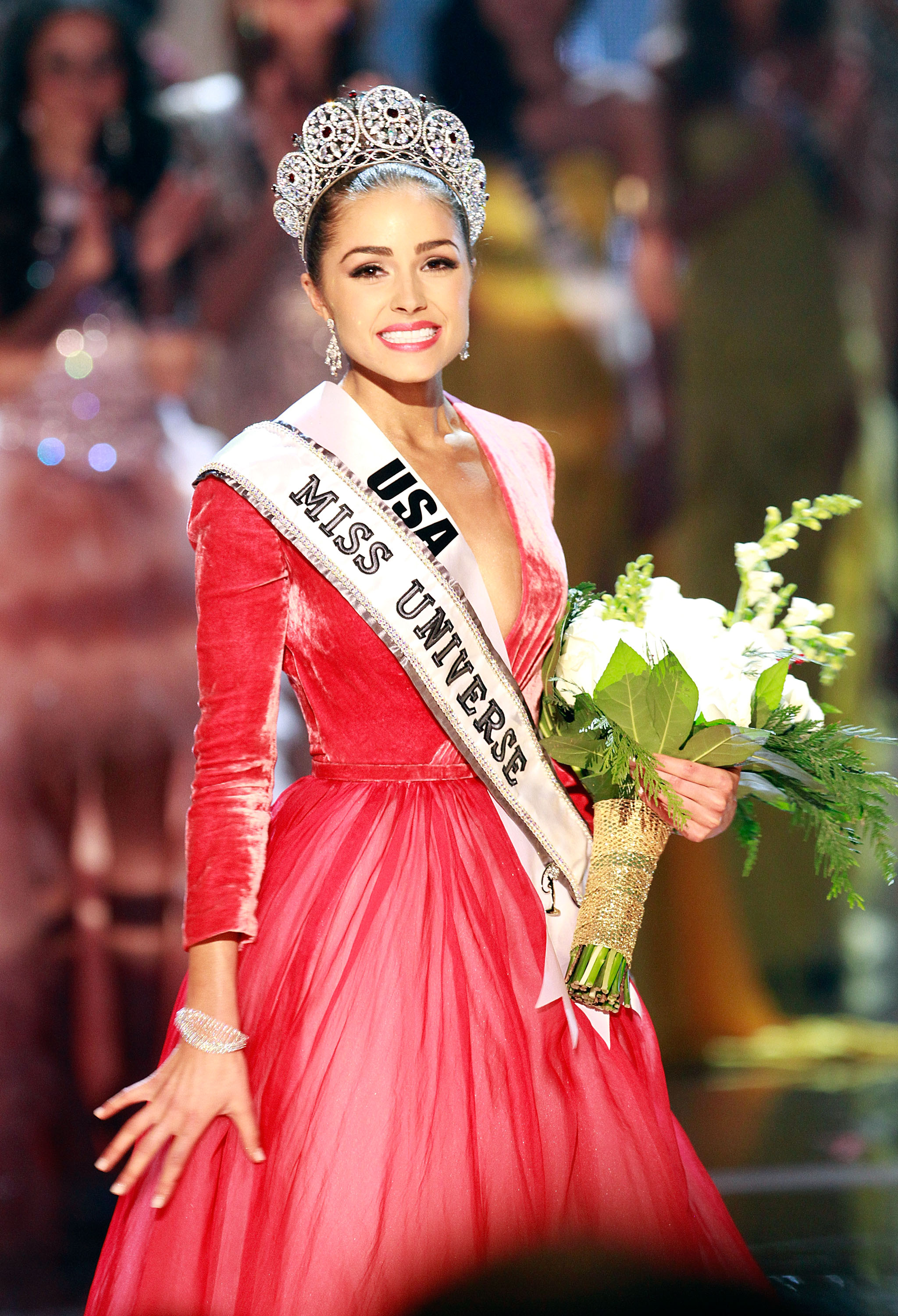 Olivia Culpo reacciona tras ser nombrada Miss Universo 2012 el 19 de diciembre de 2012, en Las Vegas, Nevada | Fuente: Getty Images