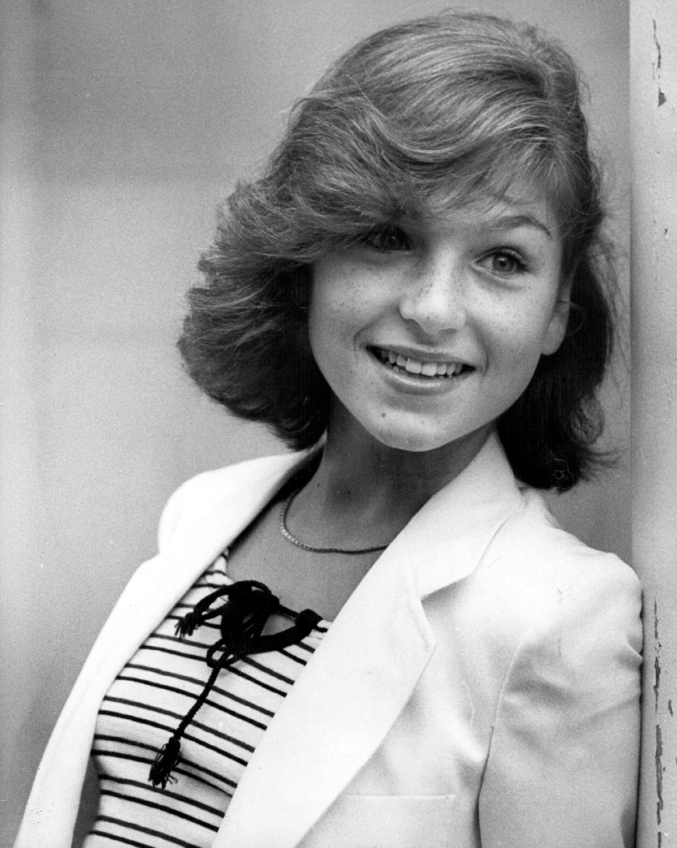 La estrella de cine rueda "International Velvet" en los estudios Pinewood el 22 de agosto de 1977 | Fuente: Getty Images