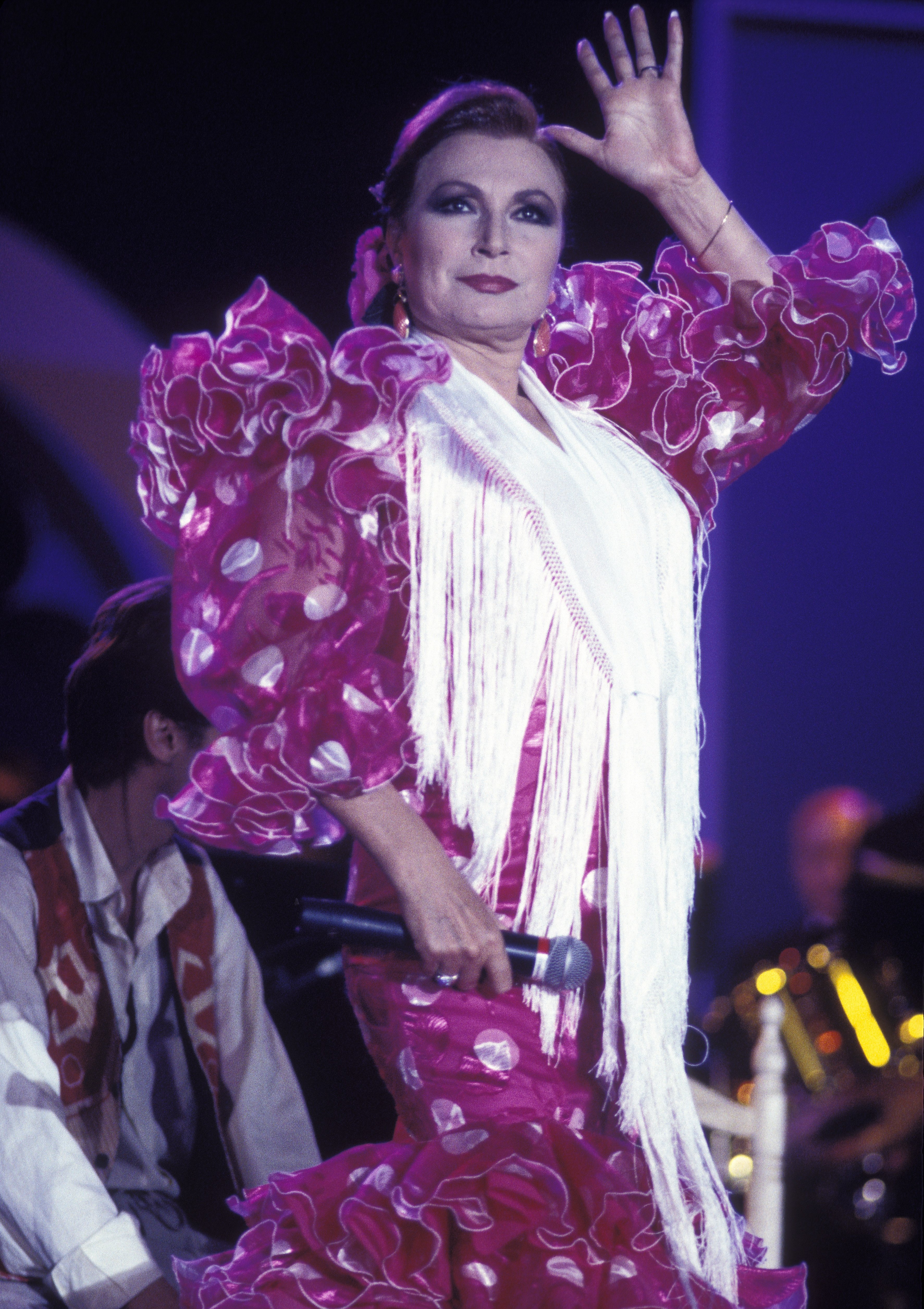 La cantante española Rocío Jurado durante un concierto el 01 de junio de 1994. | Foto: Getty Images