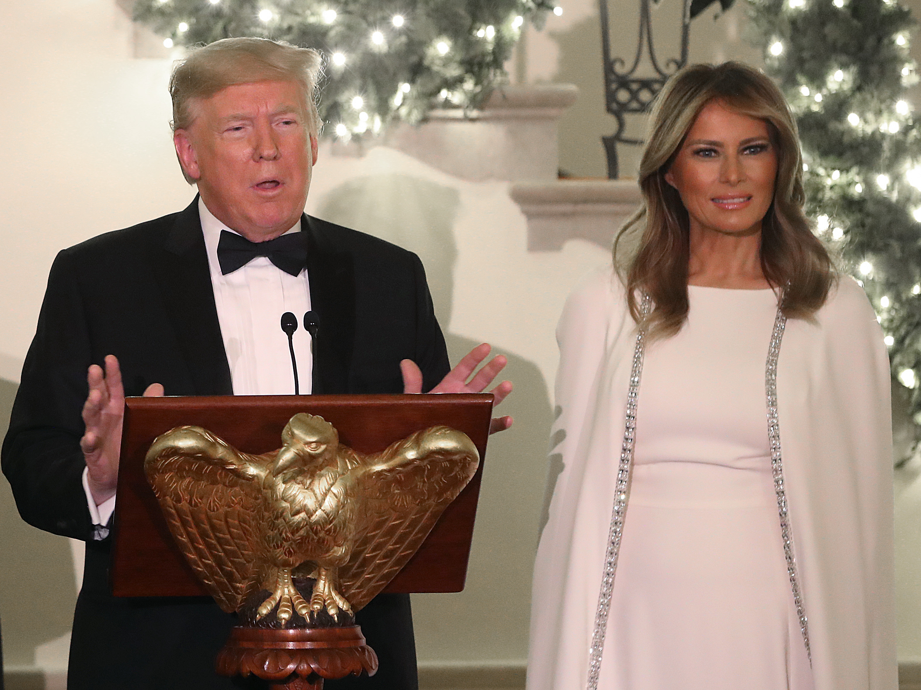 El presidente Donald Trump y la primera dama Melania Trump durante un Baile del Congreso en el Gran Vestíbulo de la Casa Blanca el 12 de diciembre de 2019 | Fuente: Getty Images