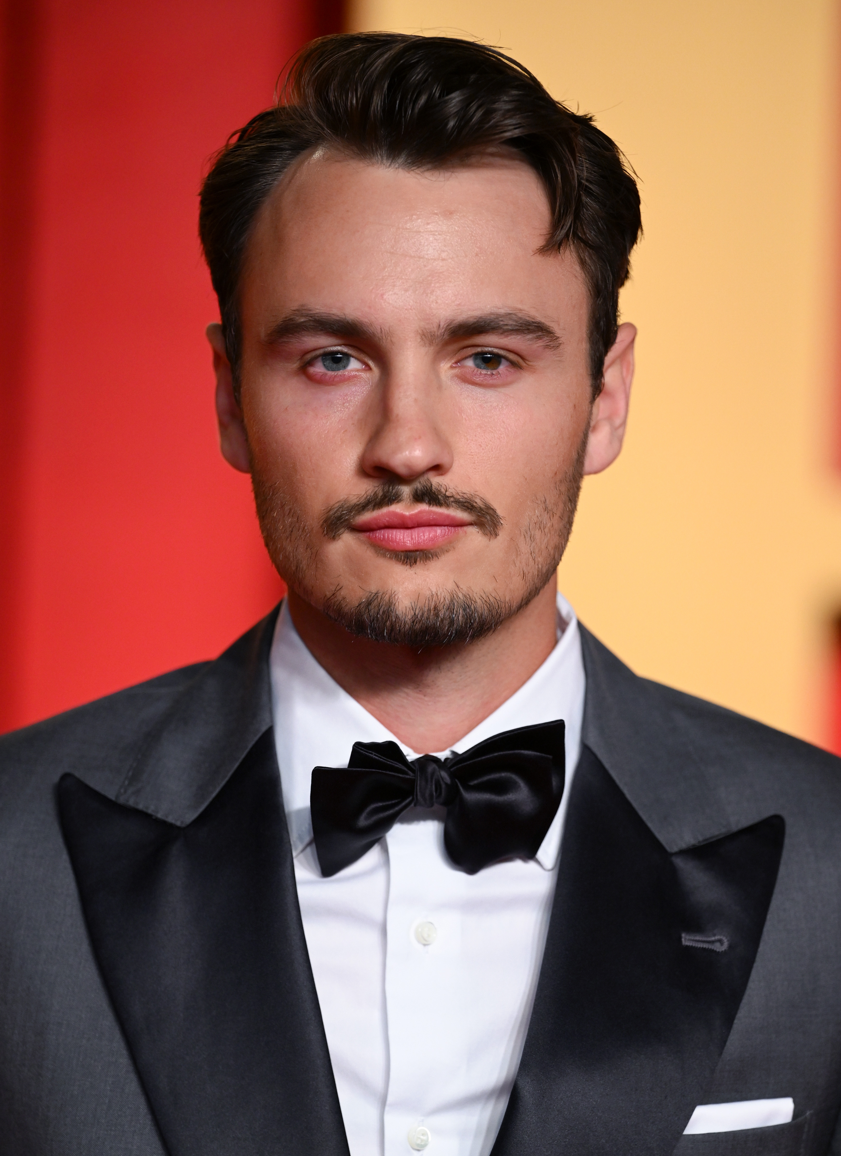 Brandon asiste a la fiesta de los Oscar 2024 de Vanity Fair el 10 de marzo de 2024 | Fuente: Getty Images