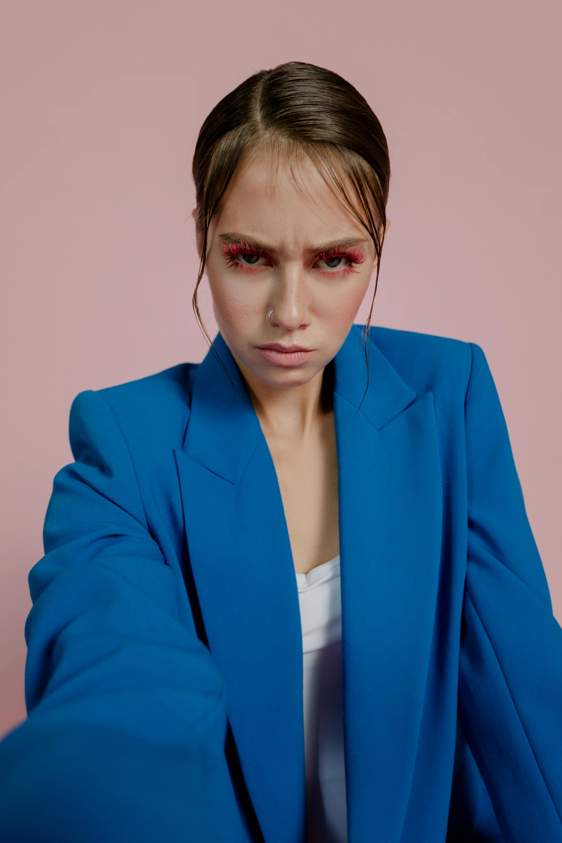 Una donna arrabbiata e determinata | Fonte: Pexels