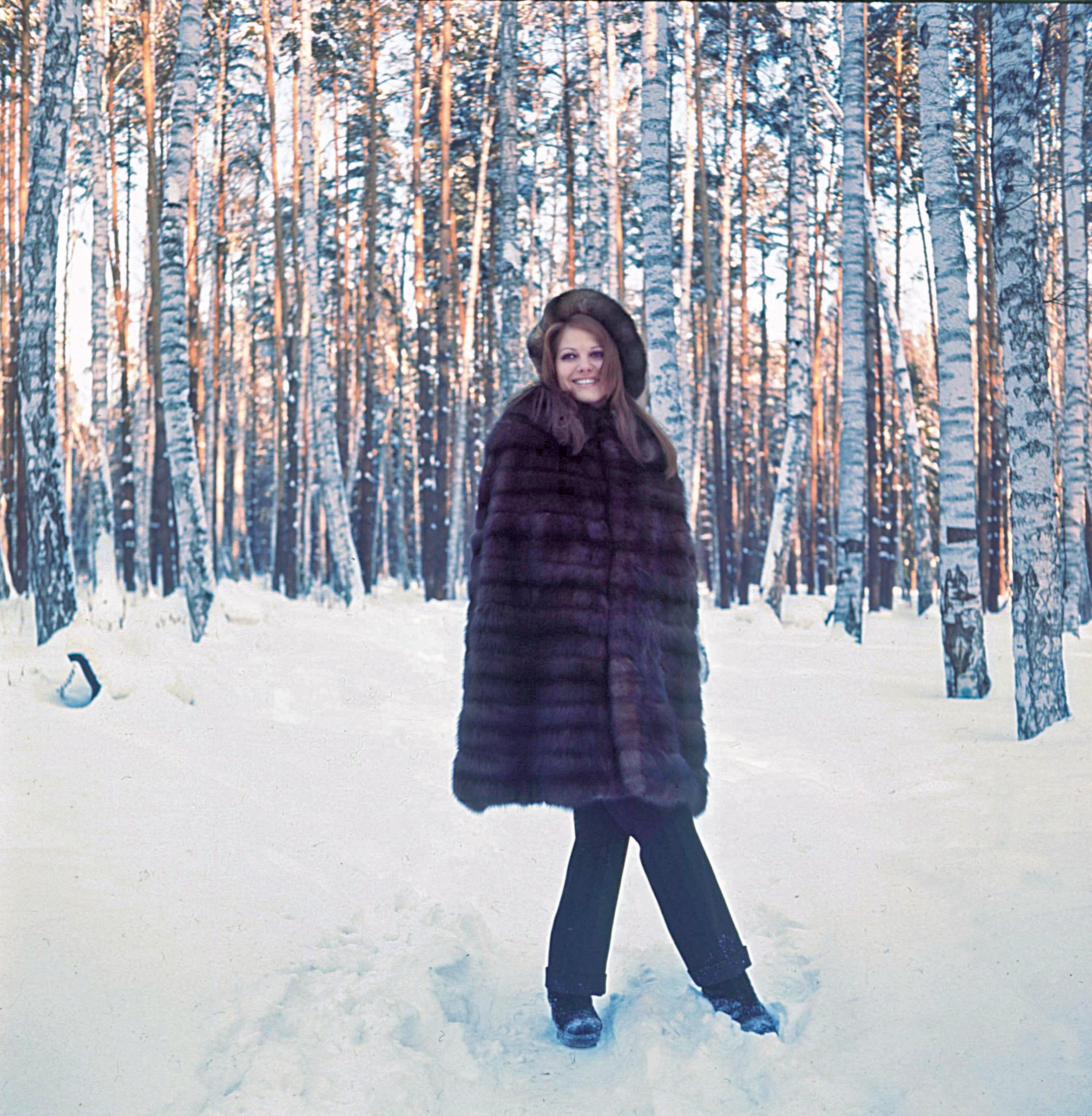 Claudia Cardinale en la capital de la Unión Soviética el 1 de marzo de 1969, en Moscú, Rusia. | Fuente: Getty Images