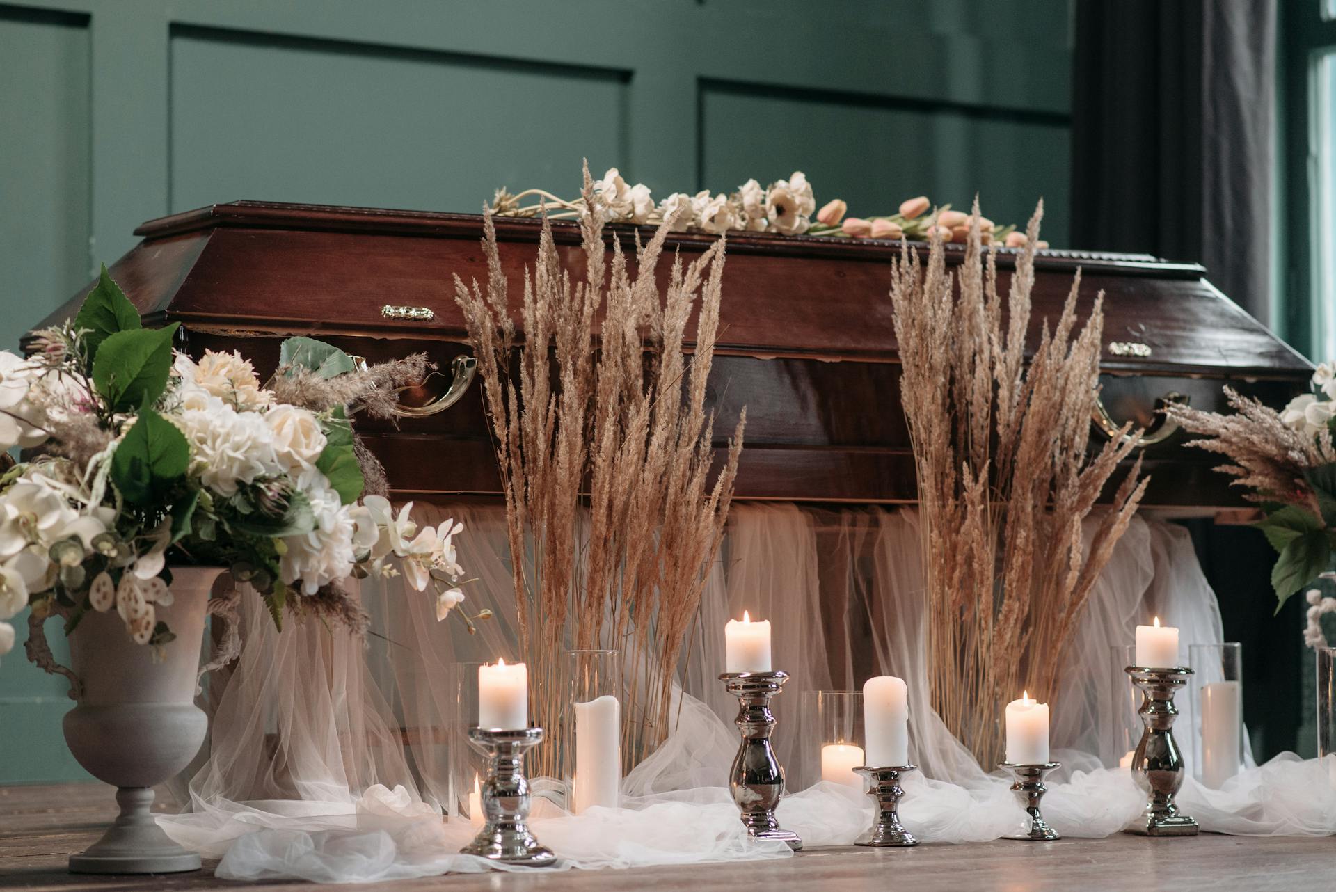 Un ataúd en un funeral | Fuente: Pexels
