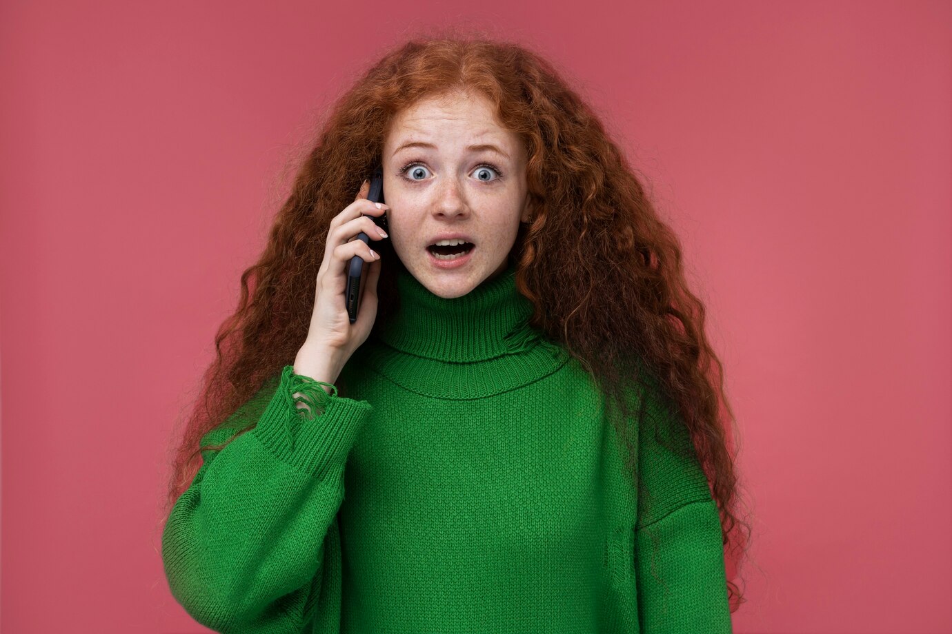Una mujer sorprendida | Fuente: Freepik