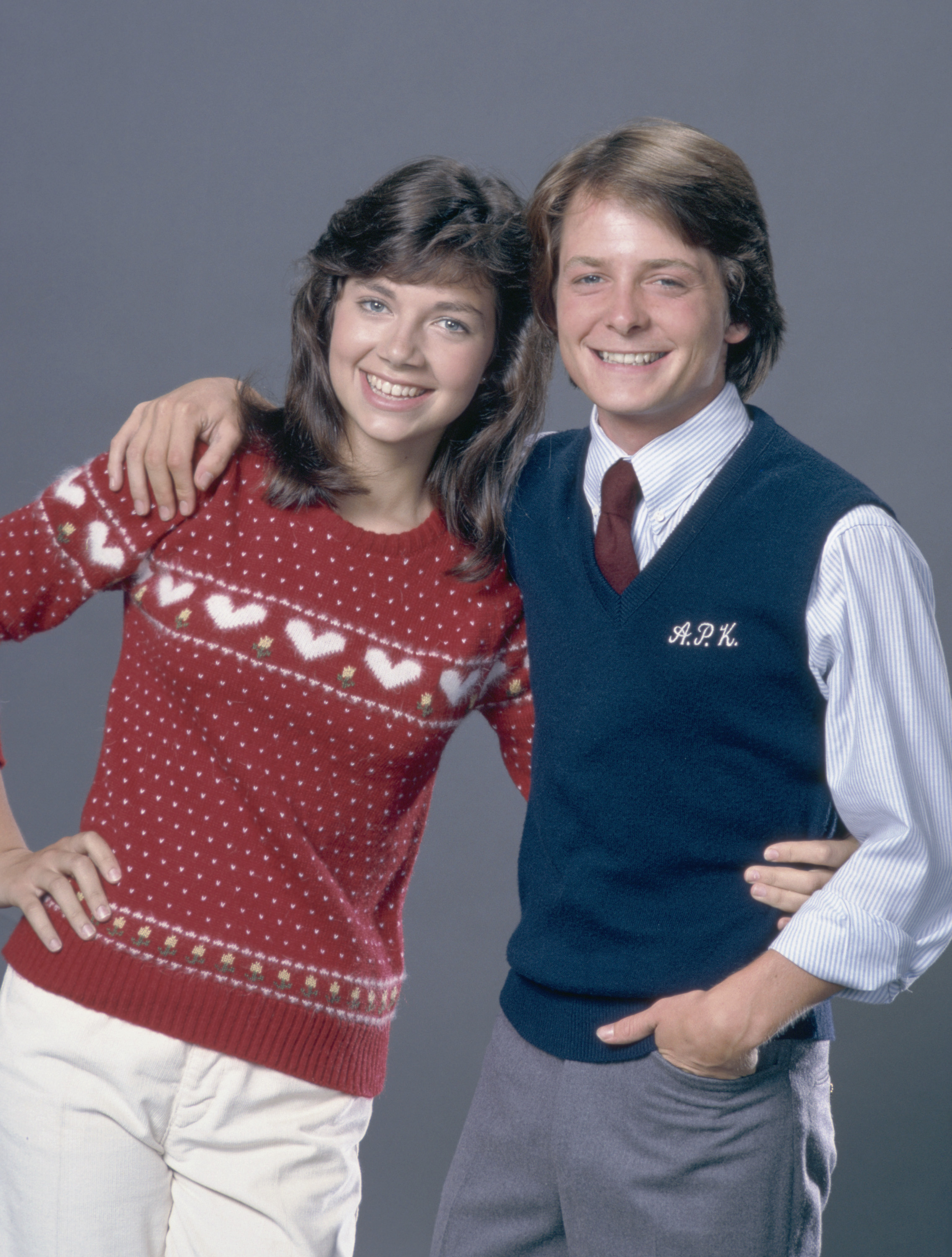 Justine Bateman y Michael J. Fox en "Family Ties", hacia los años 80 | Foto: Getty Images