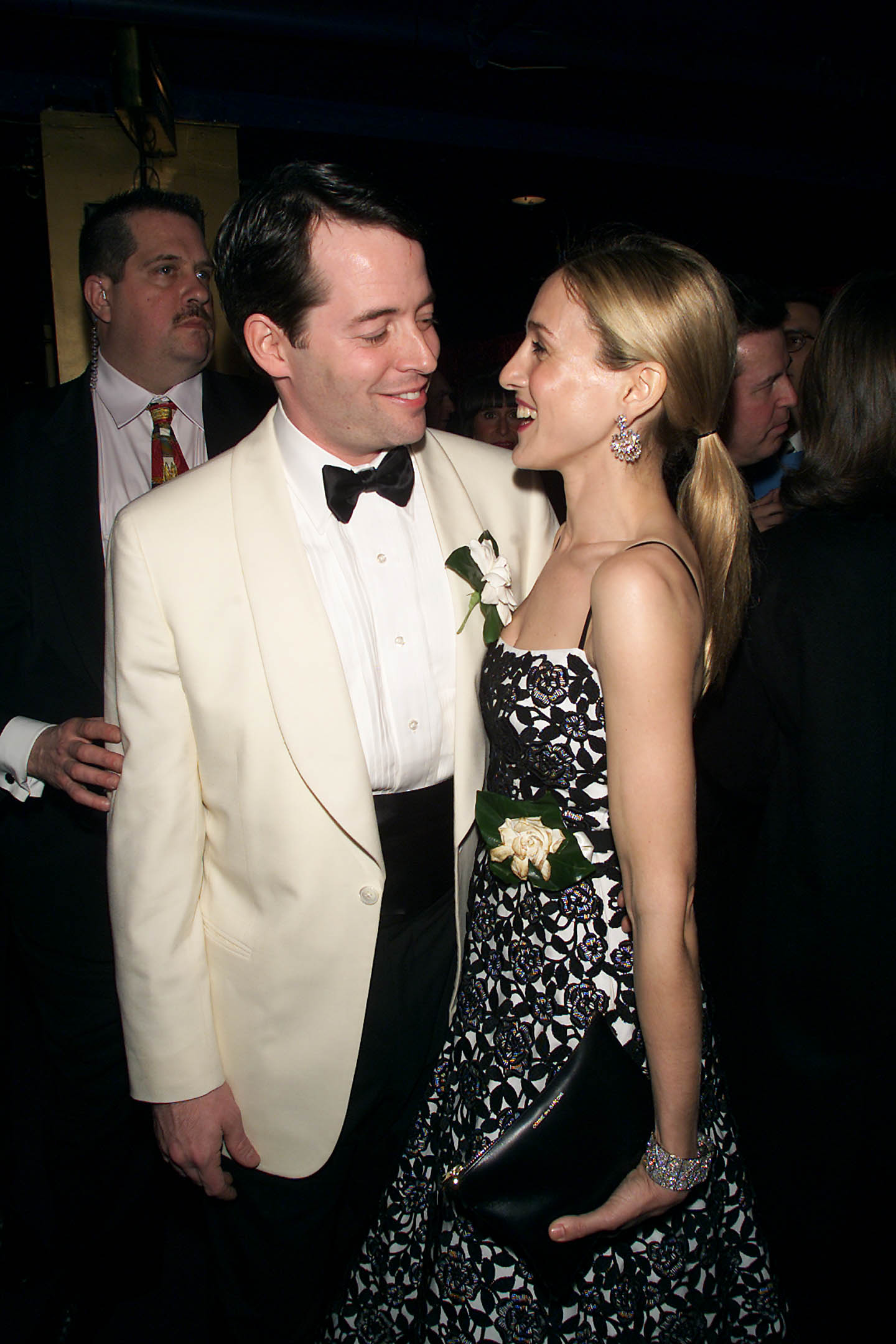 Matthew Broderick y Sarah Jessica Parker en la fiesta posterior al estreno en Broadway de "The Producers" en Nueva York, el 19 de abril de 2001. | Foto: Getty Images