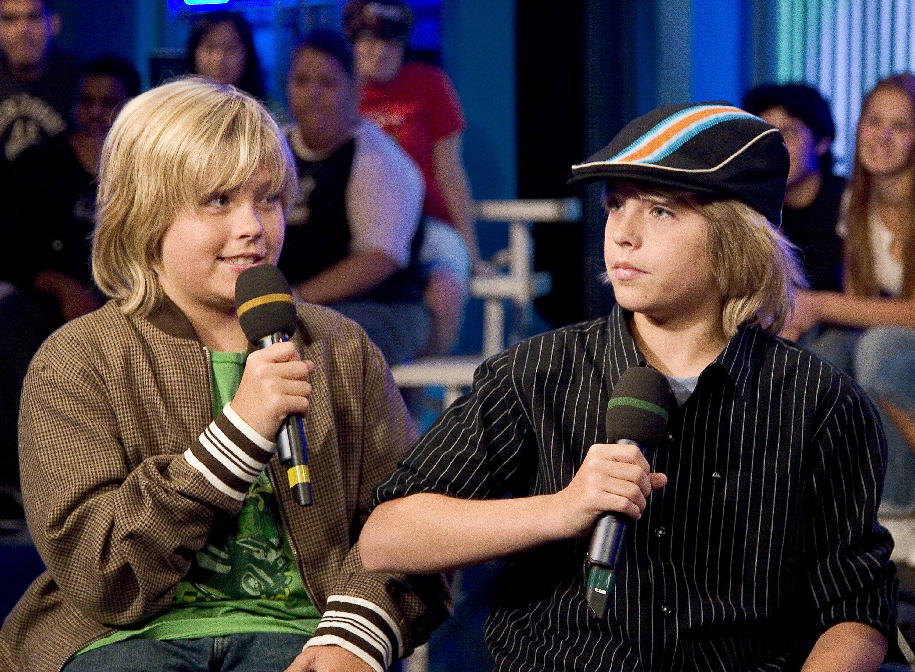 Dylan y Cole Sprouse, hacia 2006. | Fuente: Getty Images