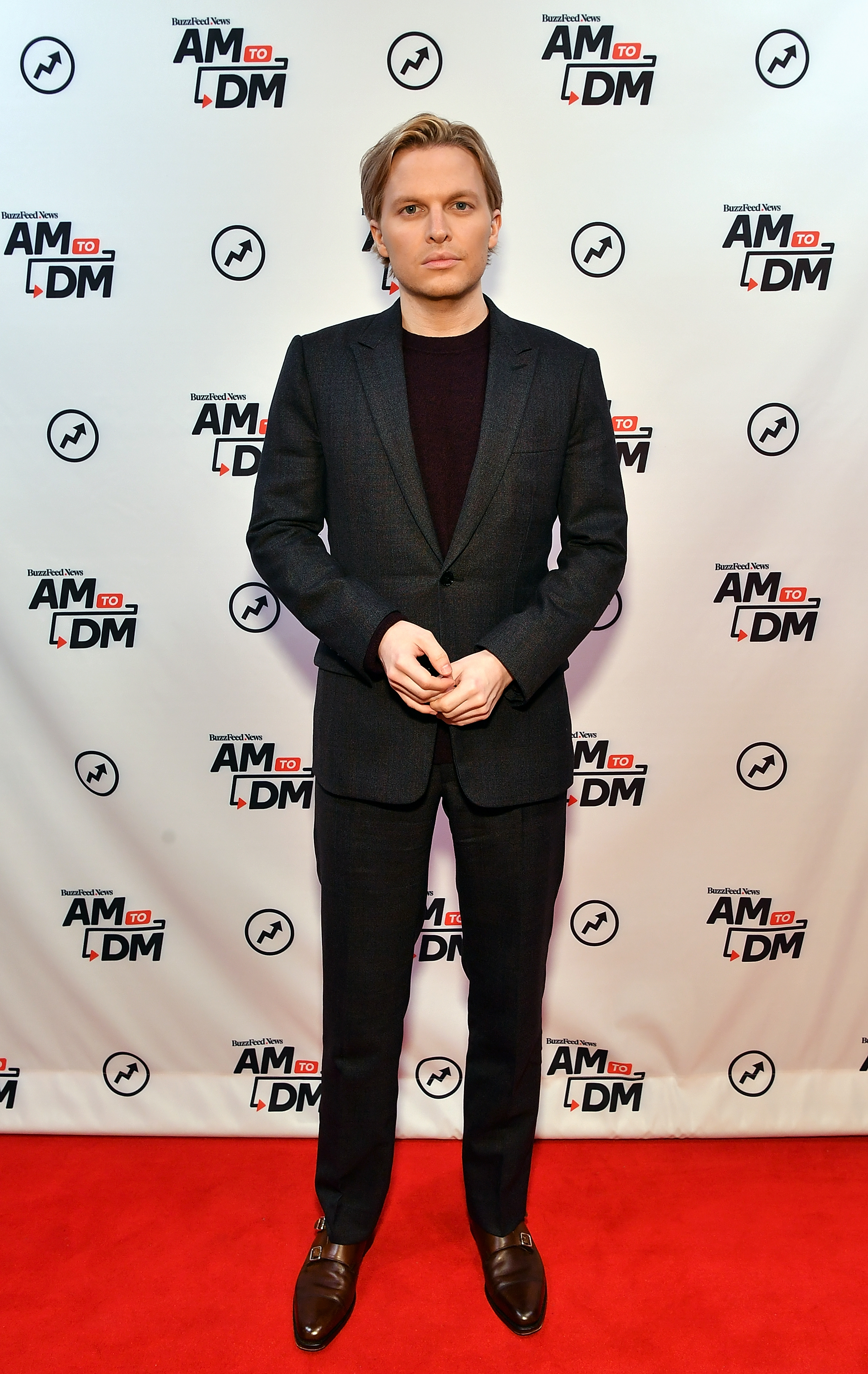 Ronan Farrow visita "AM To DM" de BuzzFeed para hablar de su libro "Catch And Kill" en Nueva York, el 15 de octubre de 2019. | Fuente: Getty Images