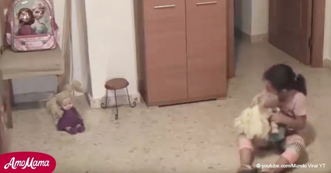 Niña tiene miedo de quedarse en casa y papá instala cámara. El video lo hace entender su miedo