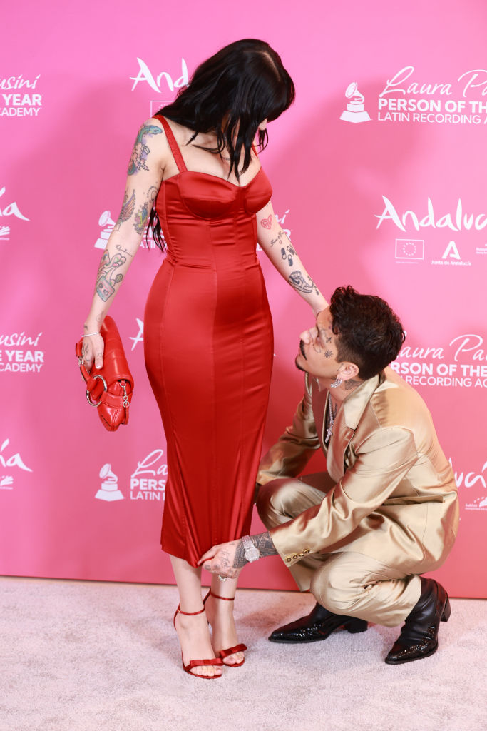 Christian Nodal y Cazzu en la gala "Persona del Año" de 2023. | Foto: Getty Images