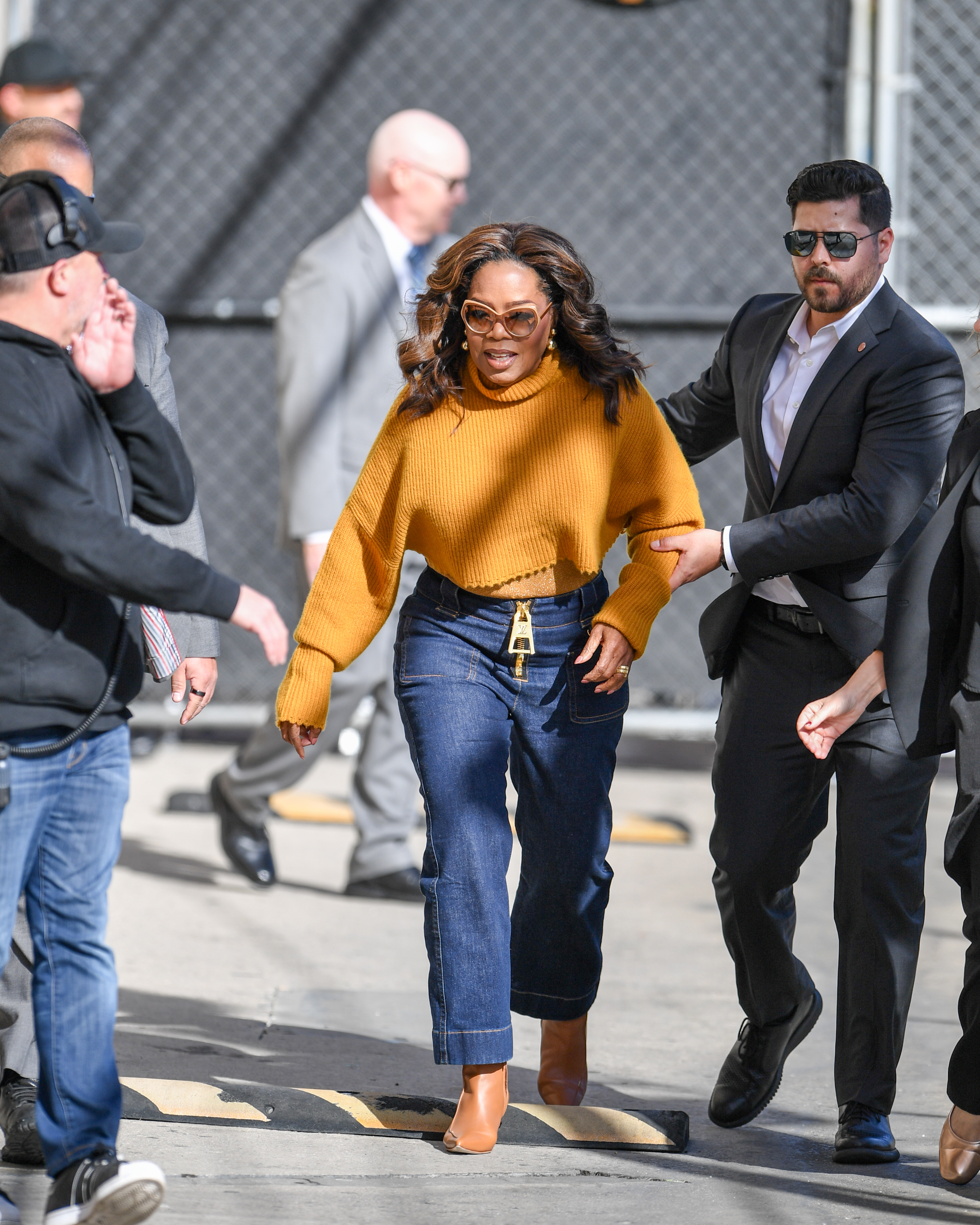 Oprah Winfrey vista en Los Ángeles, California, el 14 de marzo de 2024 | Fuente: Getty Images