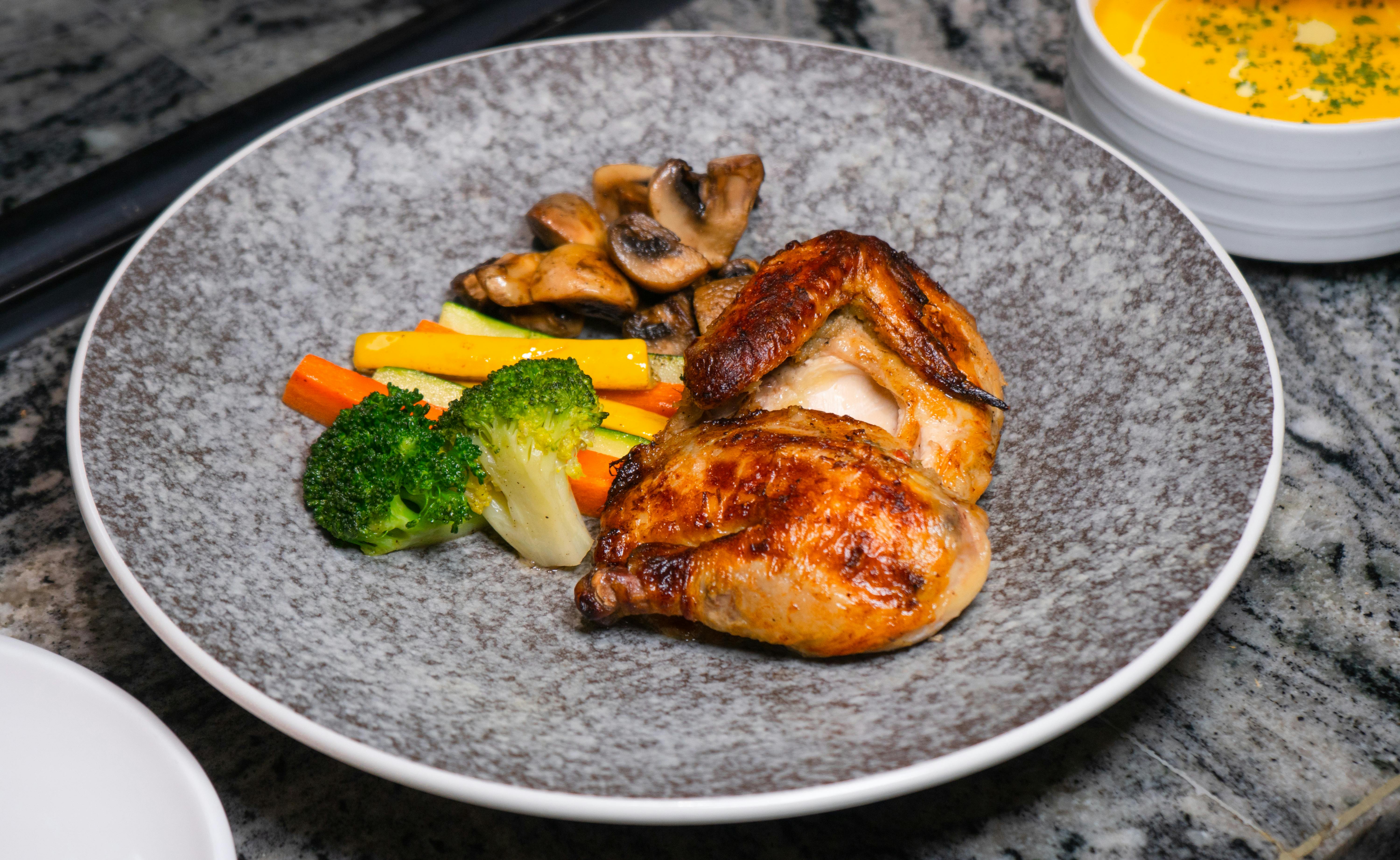 Un plato de comida | Fuente: Pexels
