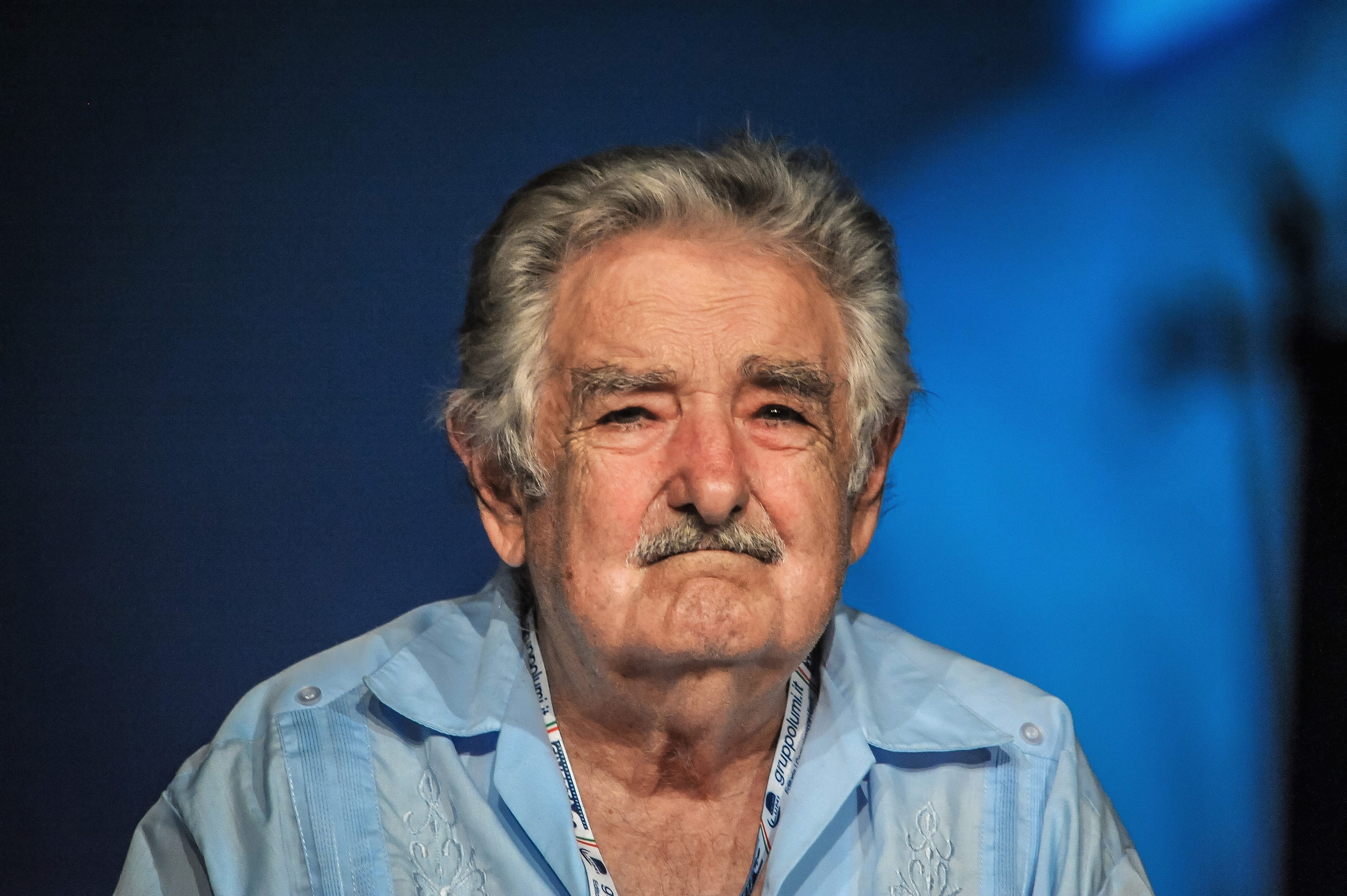 El político uruguayo José 'Pepe' Mujica y ex presidente de Uruguay presenta la nueva edición italiana de su libro 'Una pecora nera al potere' de Andrés Danza y Ernesto Tulbovitz el 28 de agosto de 2018 en Livorno, Italia. | Fuente: Getty Images.