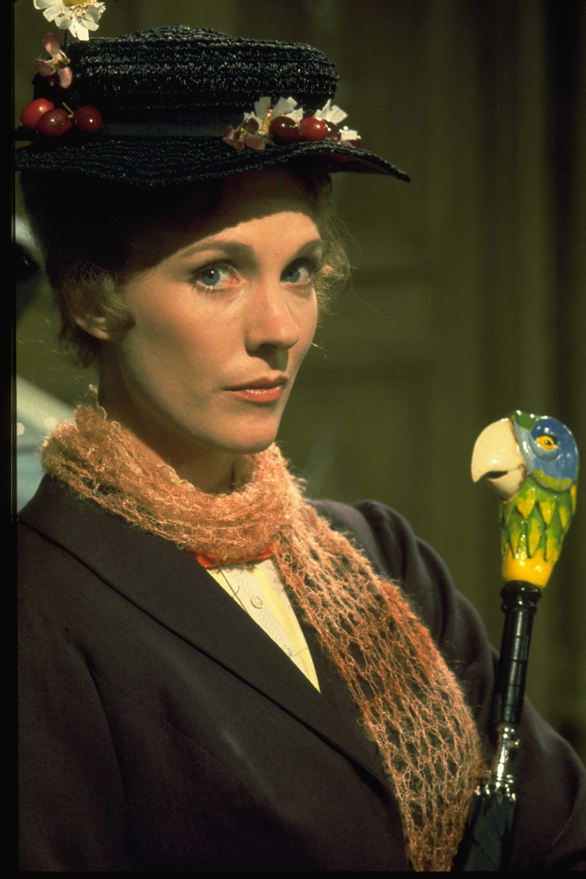 Julie Andrews como Mary Poppins durante su especial de televisión "Julie: My Favorite Things", circa 1975 | Foto: Getty Images